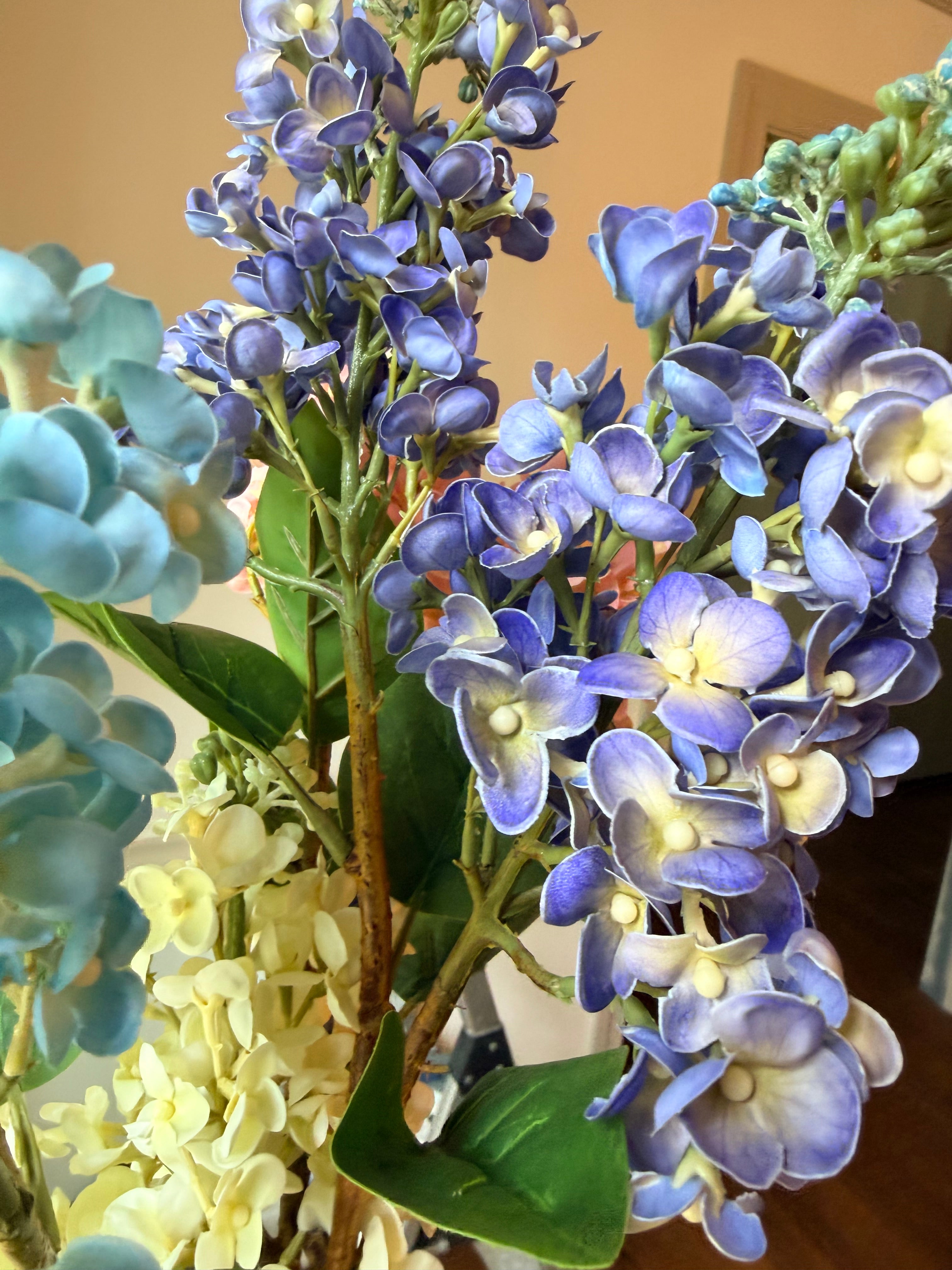 Soft Periwinkle Real Touch Lilac Stem