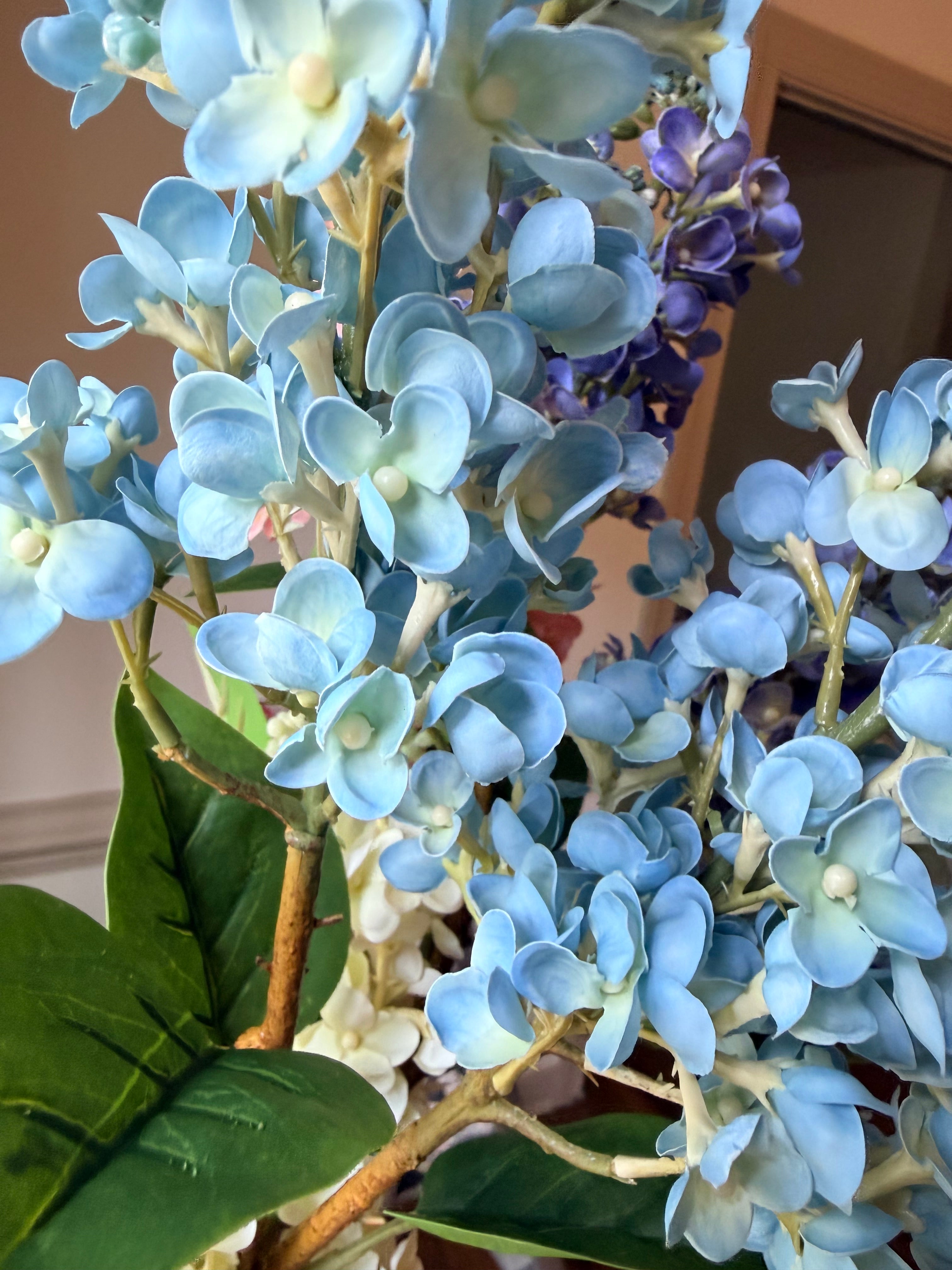 Misty Blue Real Touch Lilac Stem