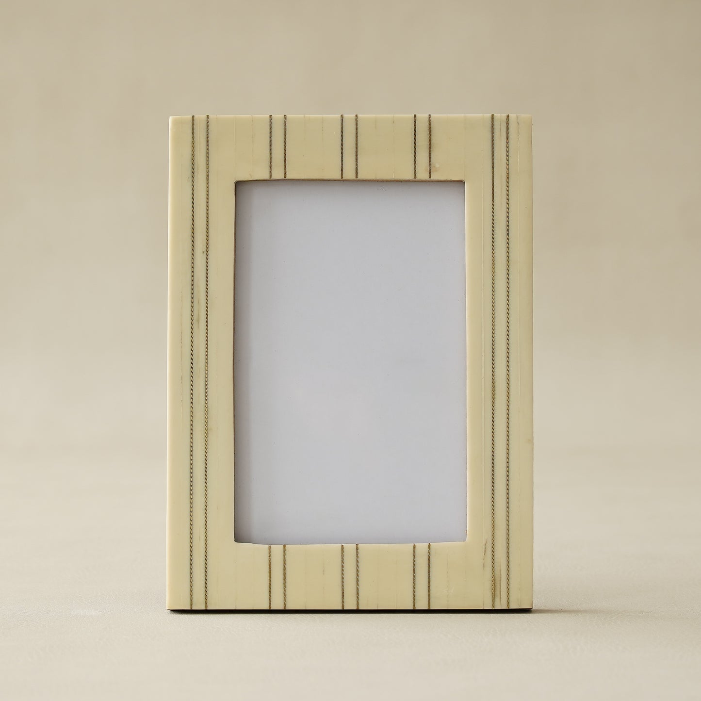 Carillo Photo Frame