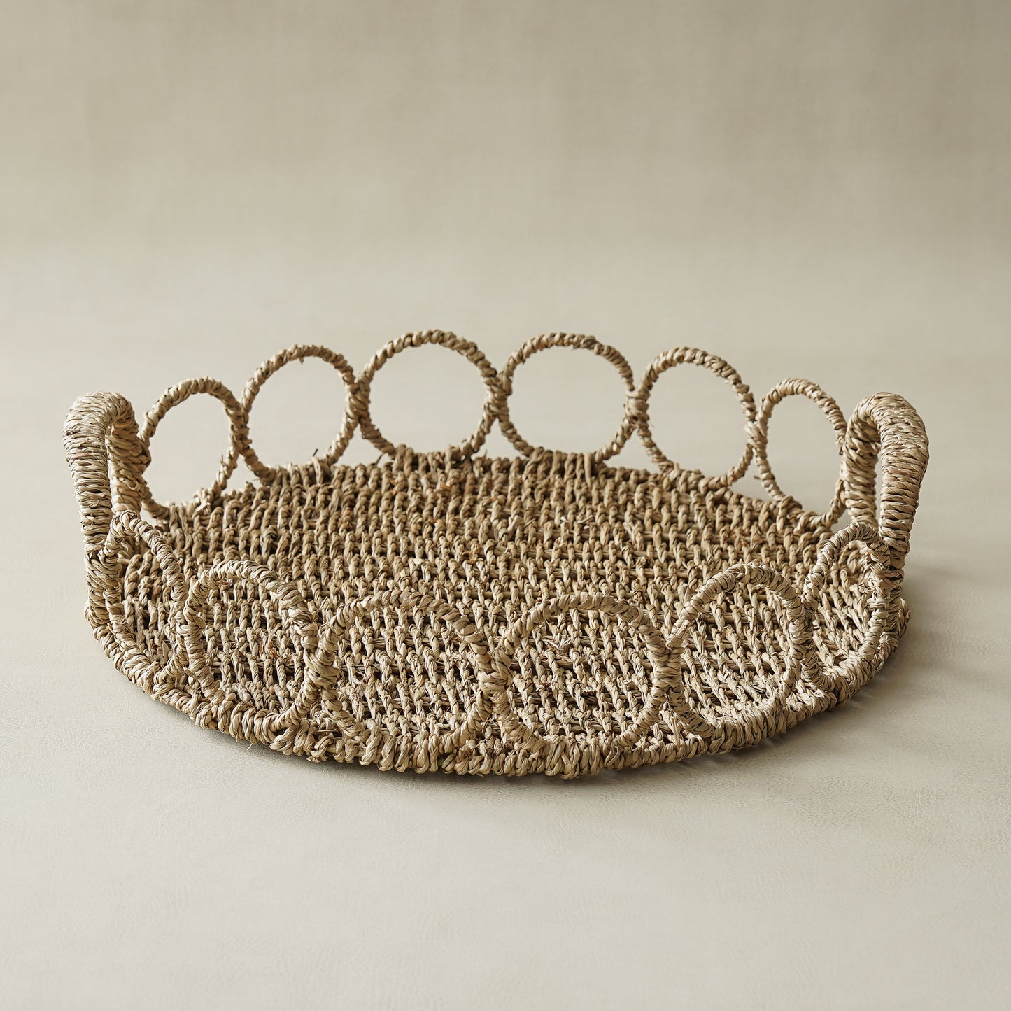 Fendrix Seagrass Tray | Round Woven Decorative Basket