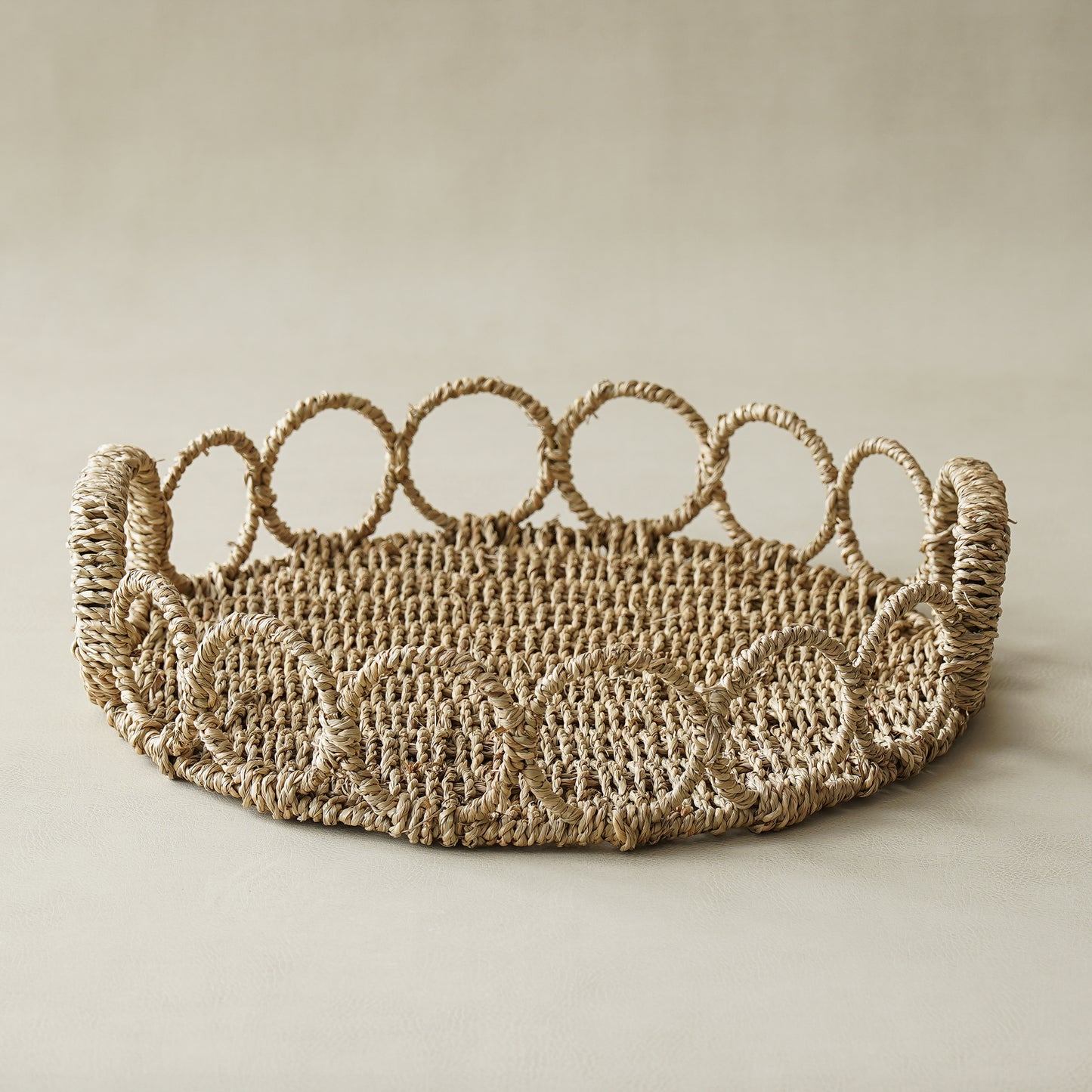 Fendrix Seagrass Tray | Round Woven Decorative Basket