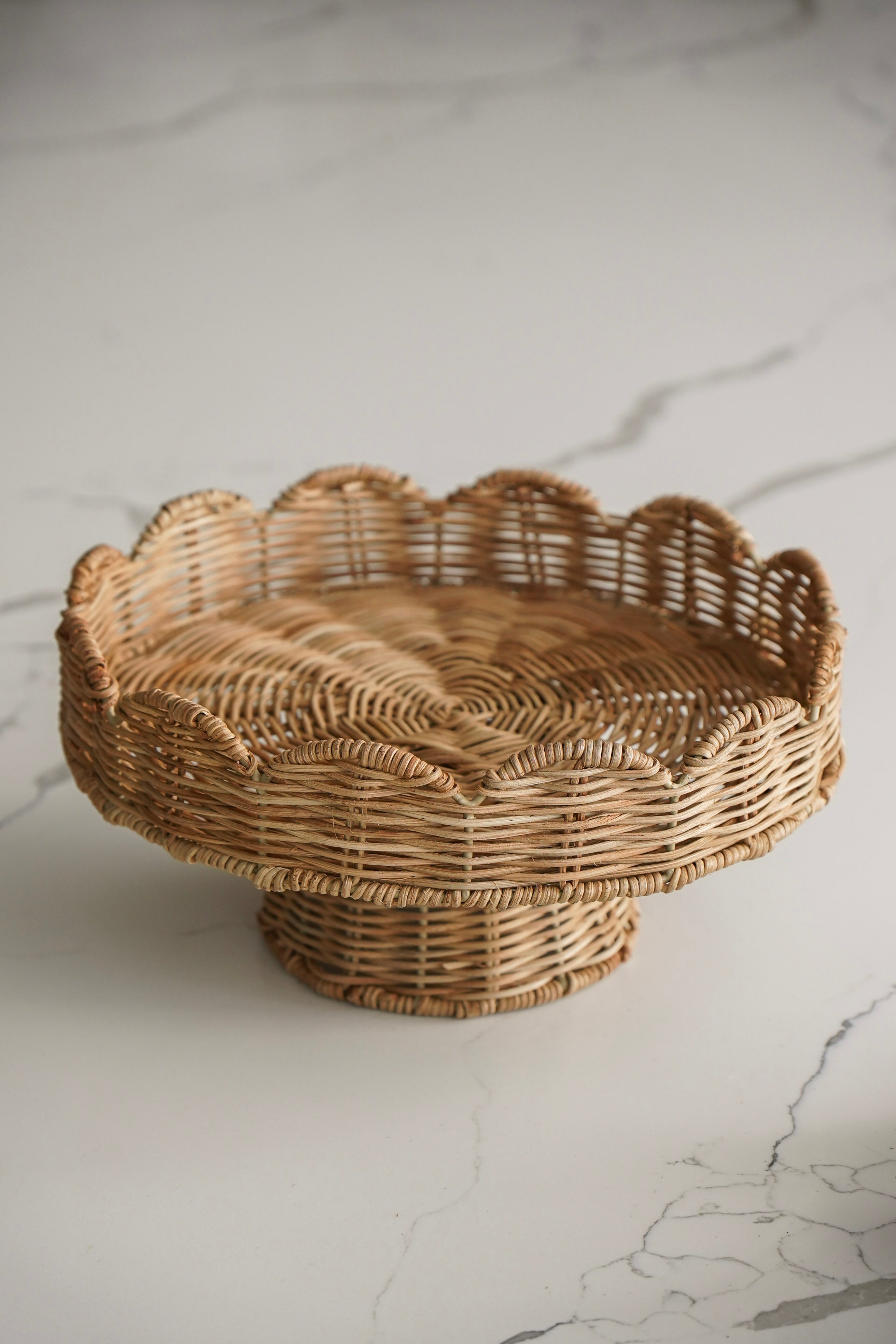 Scalloped Rattan Pedestal Tray