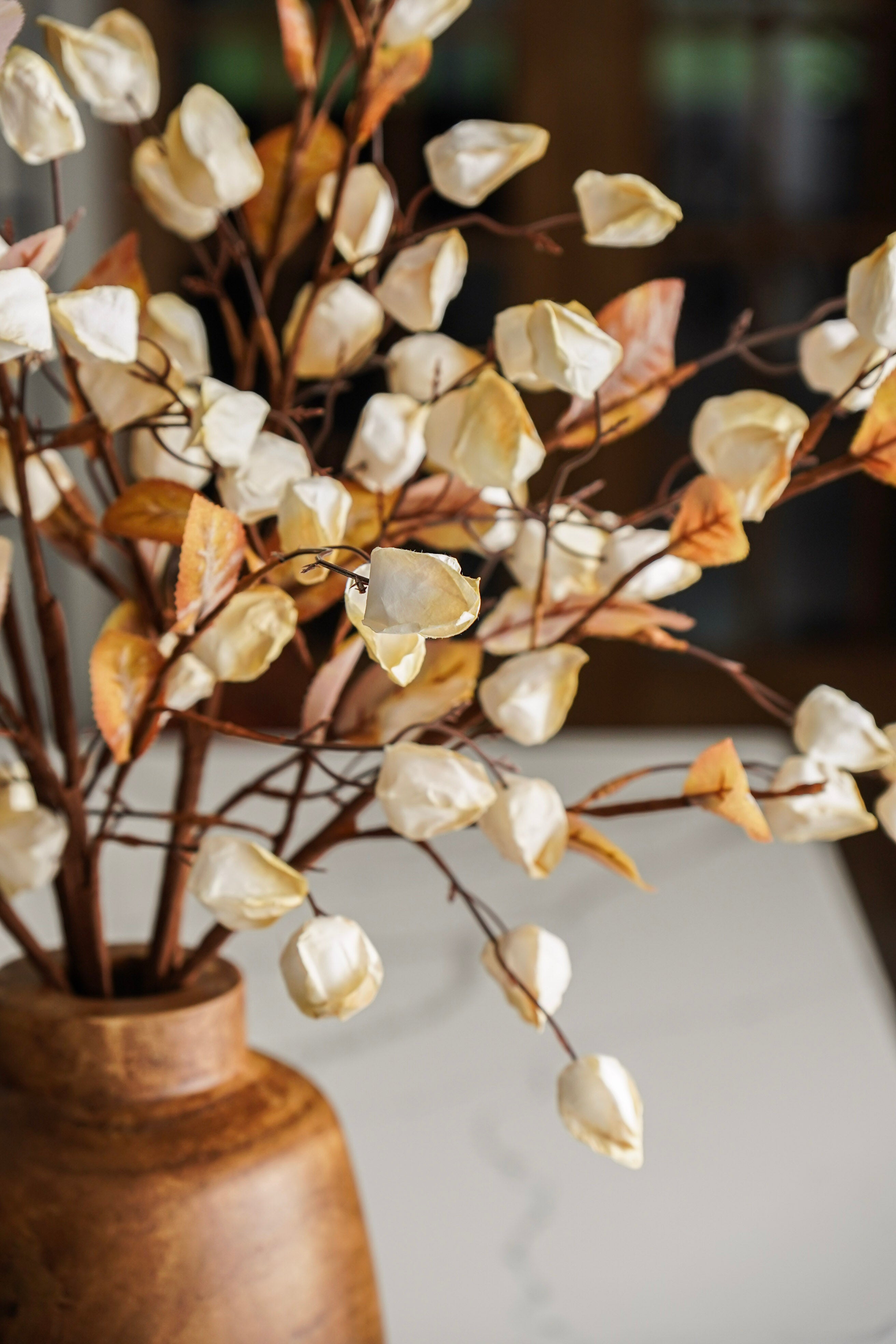 Cream Lantern Stem