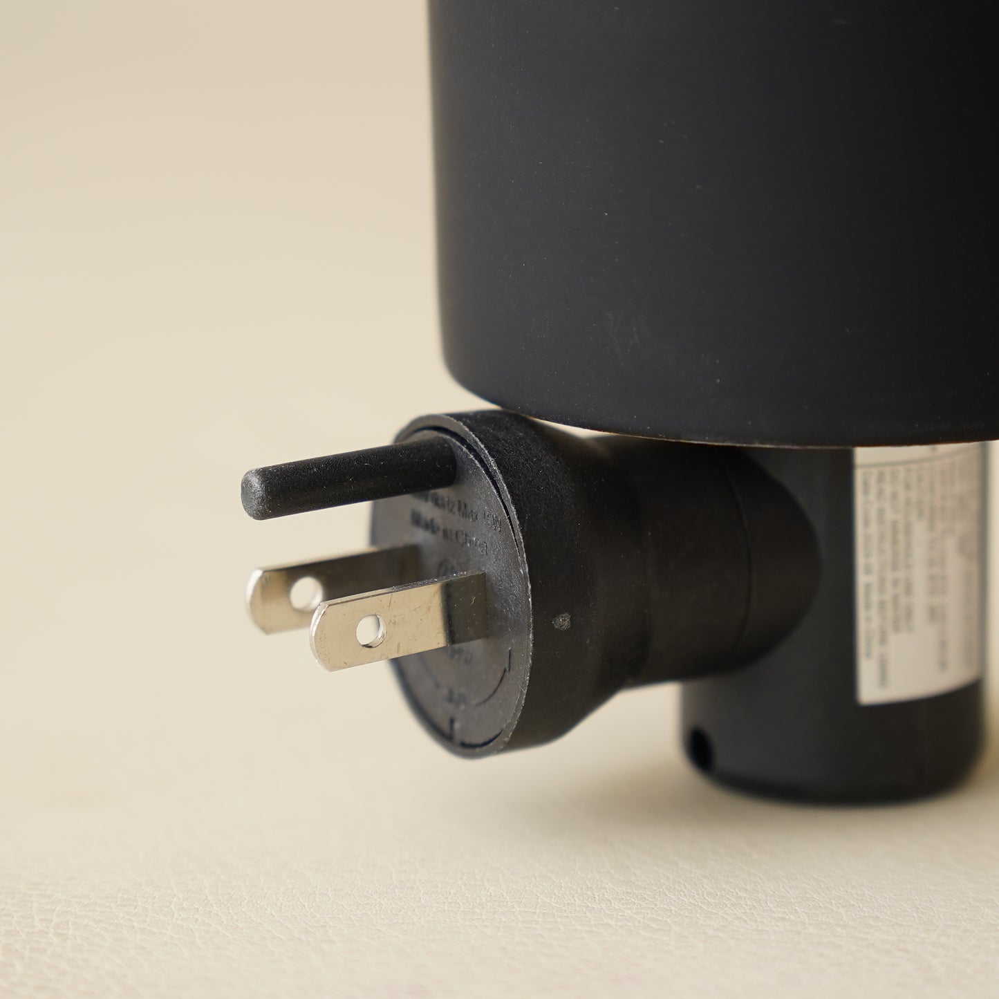 Outlet Wax Melt Warmer | Black