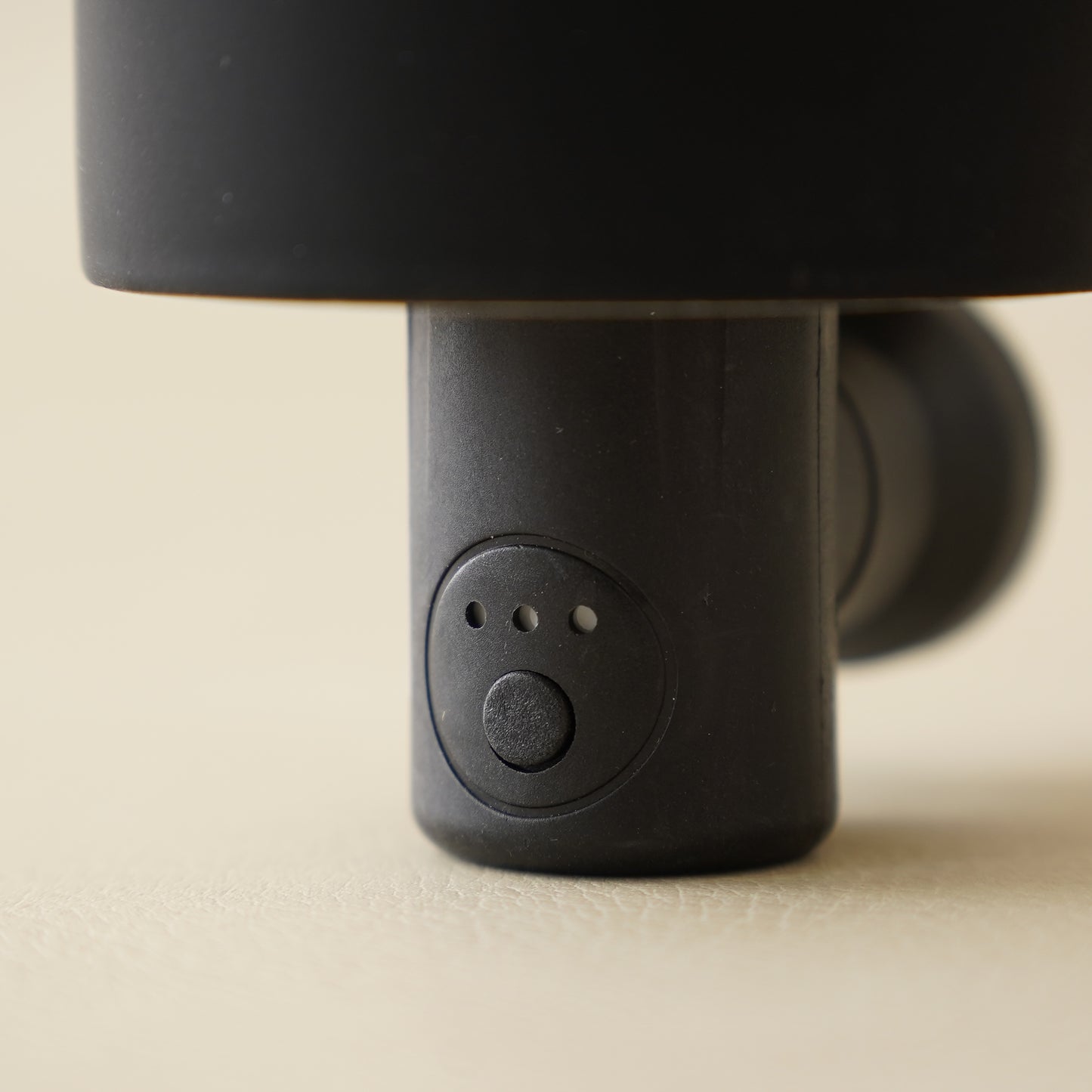 Outlet Wax Melt Warmer | Black
