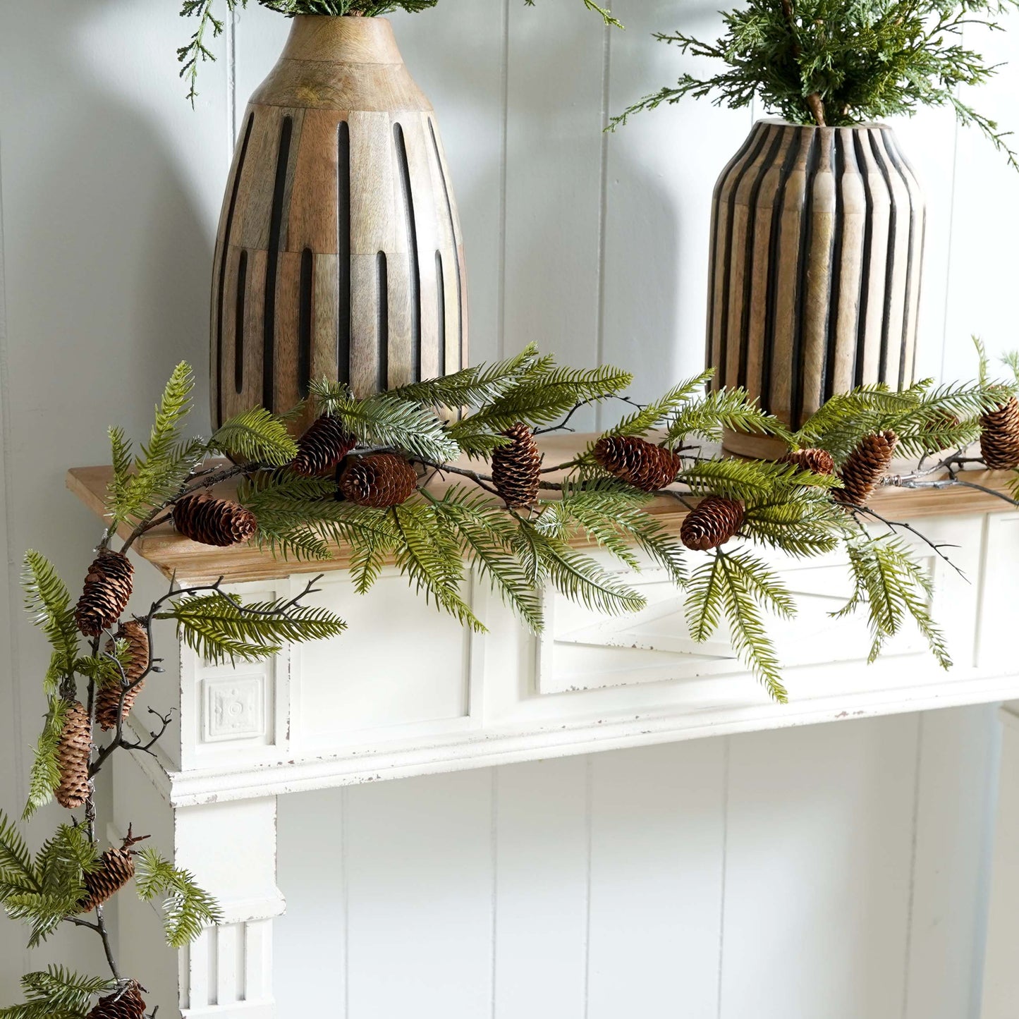 Maeve Pinecone Garland
