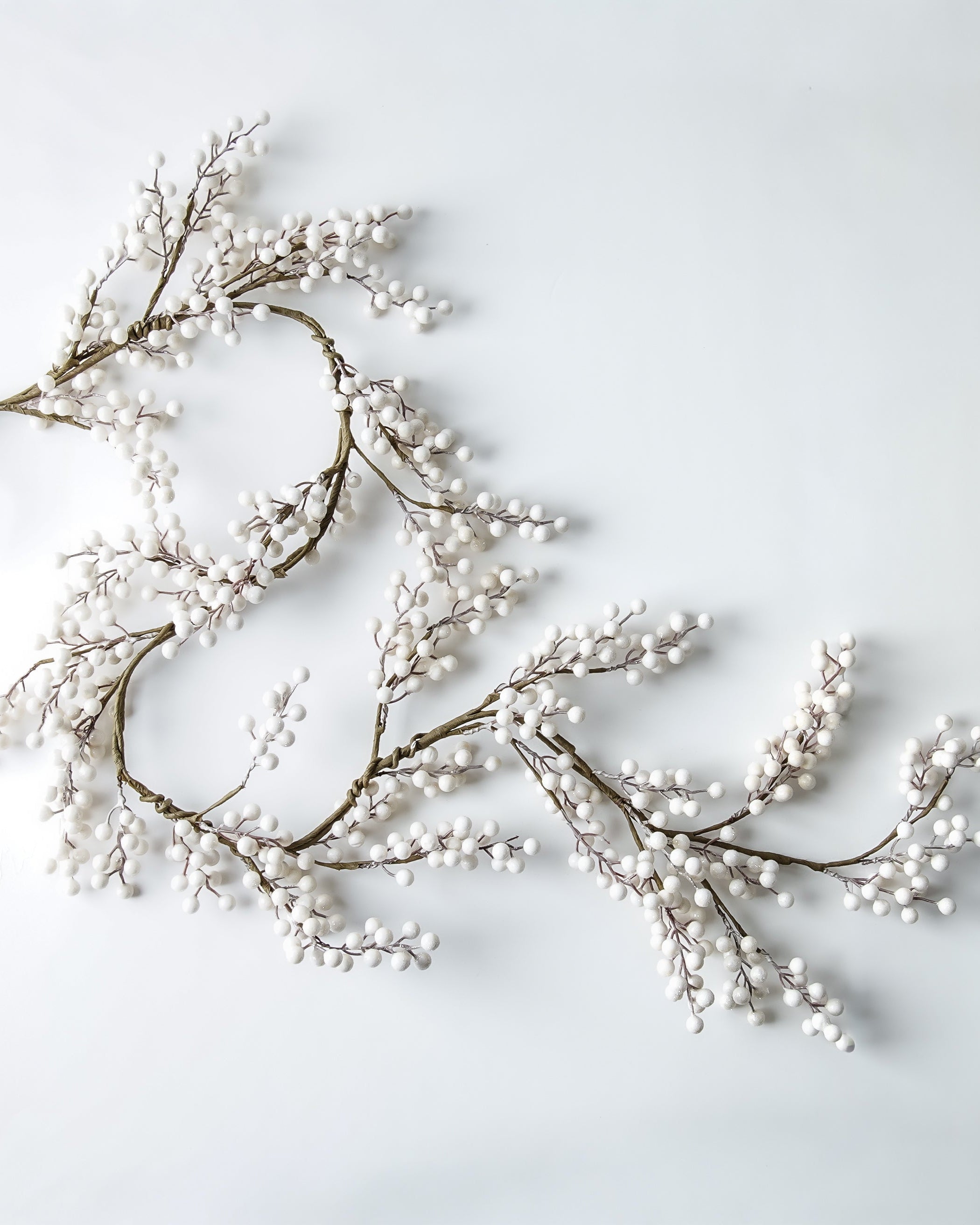 Icy White Berry Garland