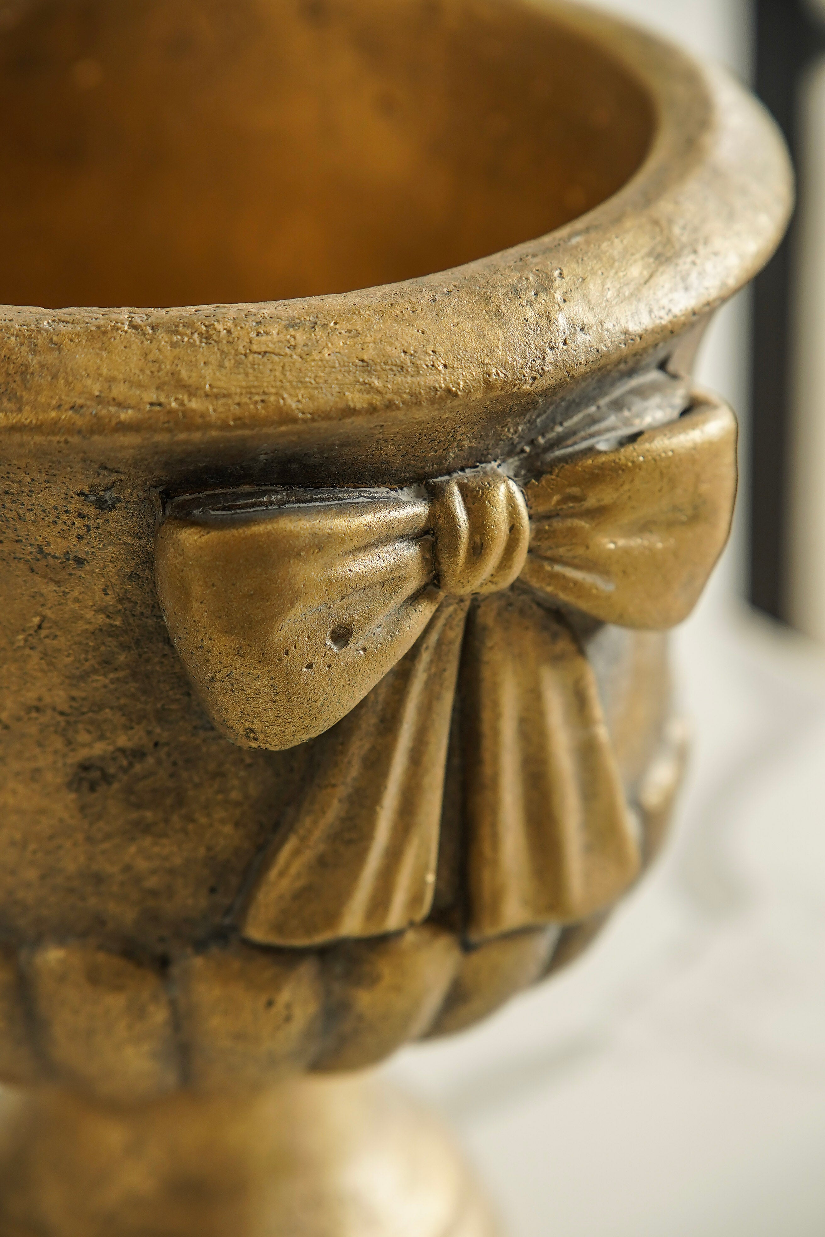 Antiqued Gold Bow Planter