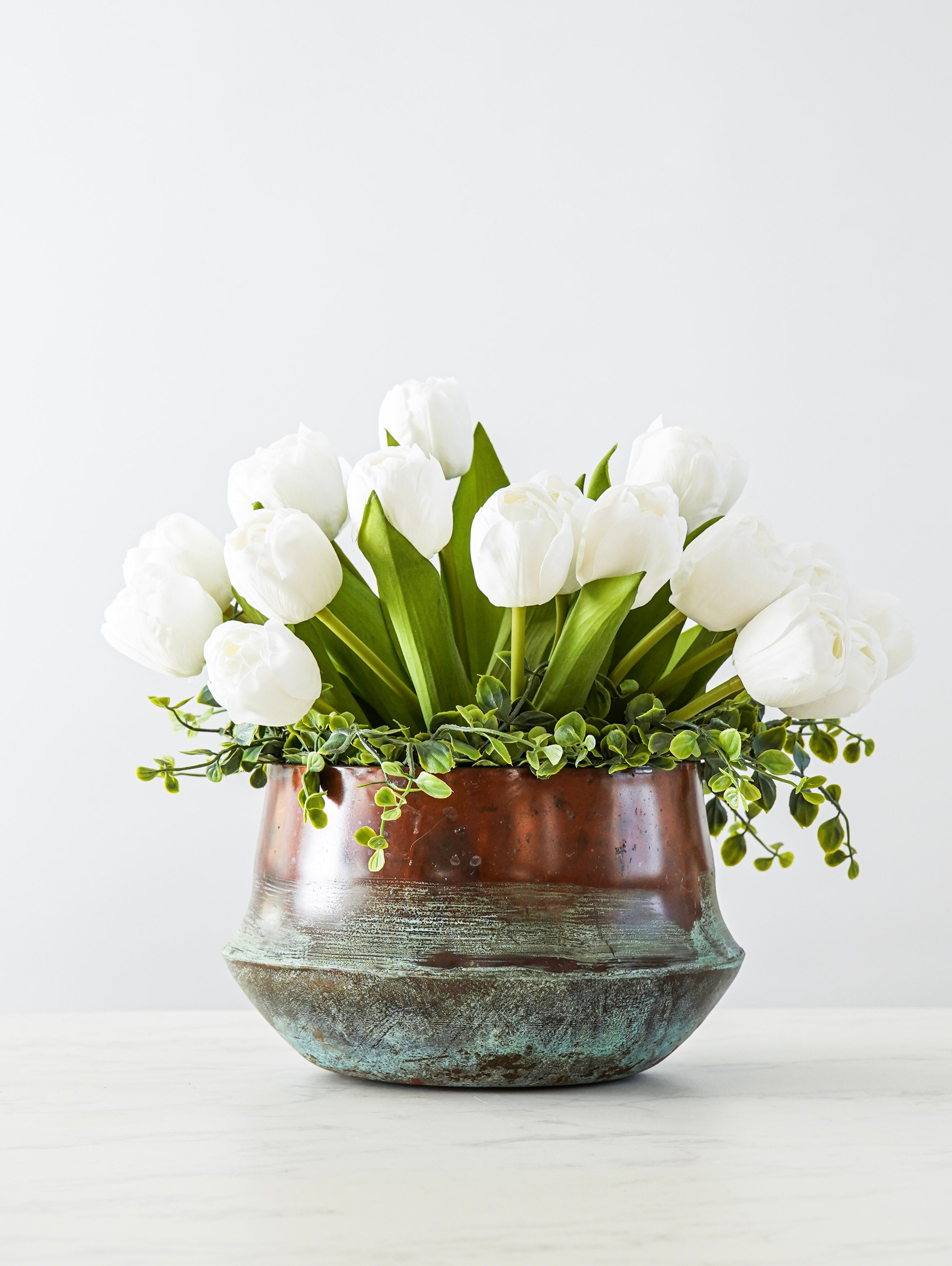 Real Touch Hybrid Tulip Bundle | White