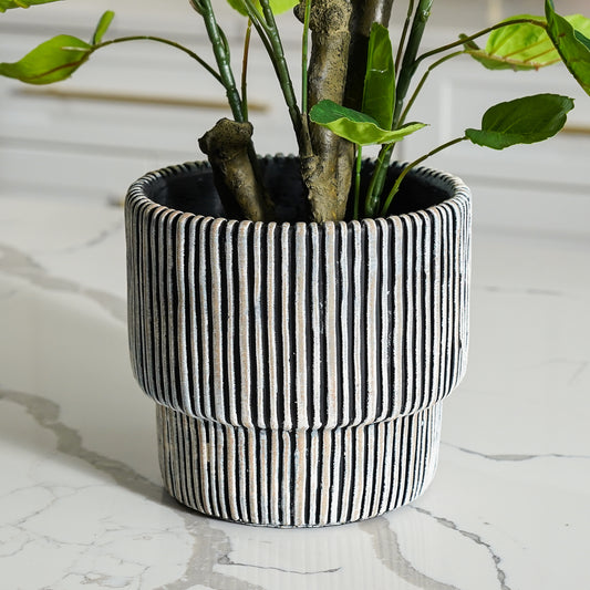 Black & Beige Ribbed Planter