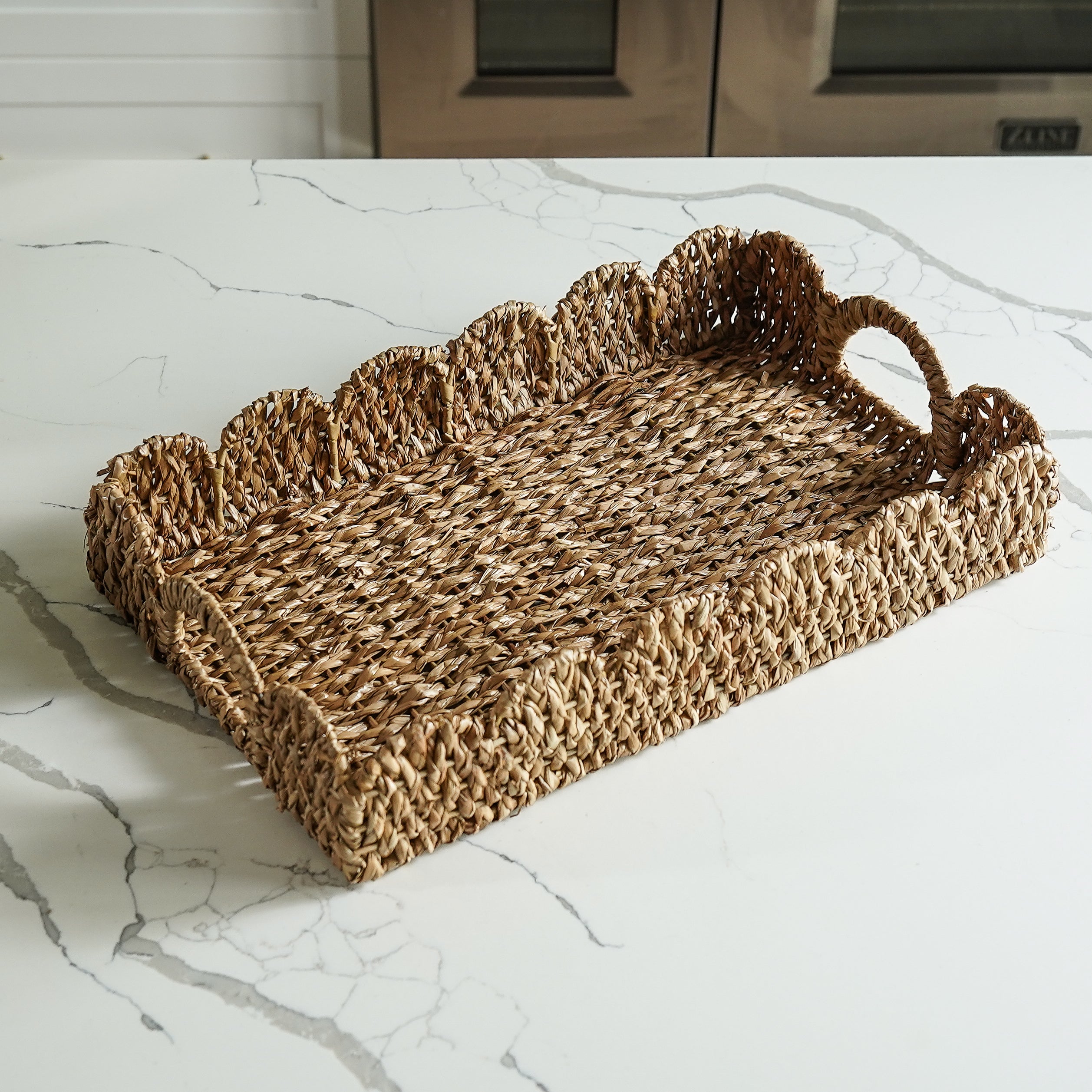 Braided Seagrass Scalloped Tray