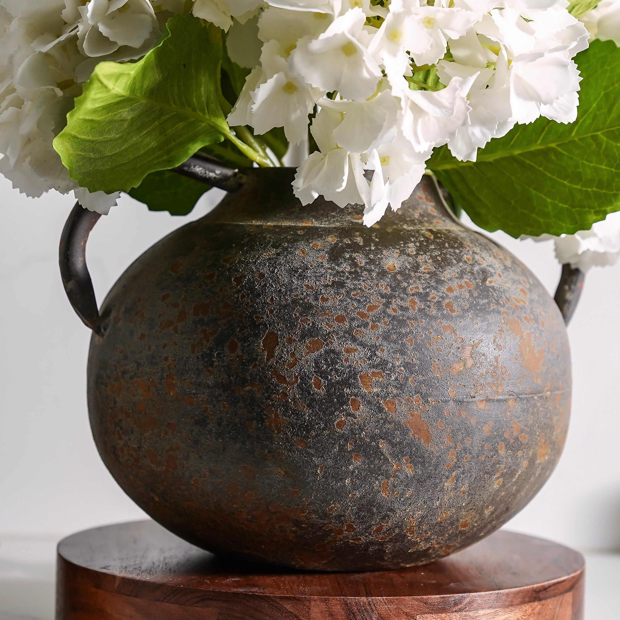Carlo Double Handled Vase