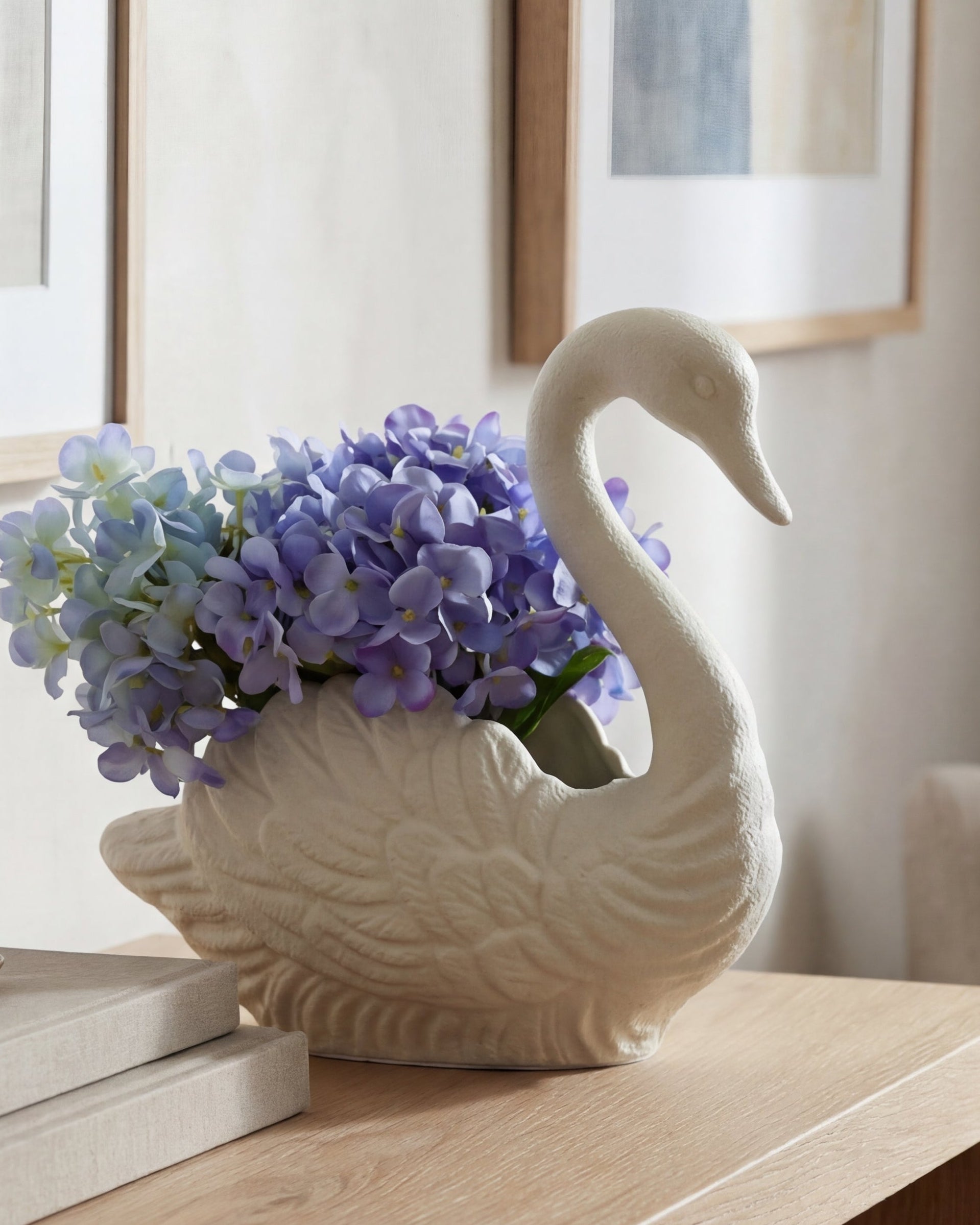 Cast Iron Swan Accent