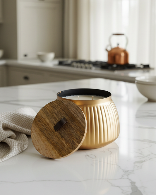 Luxe Gold Jar Coconut Apricot Blend Candle