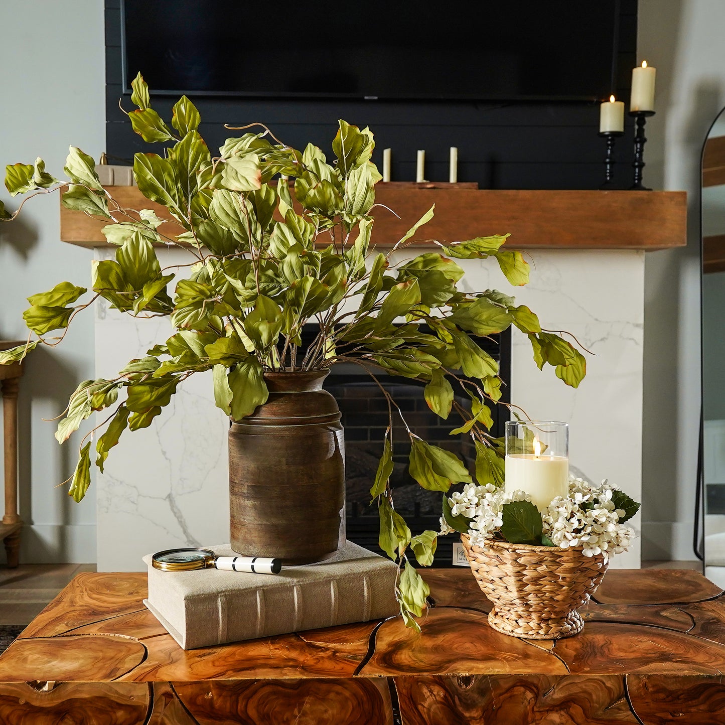 Cream Hydrangea Candle Ring