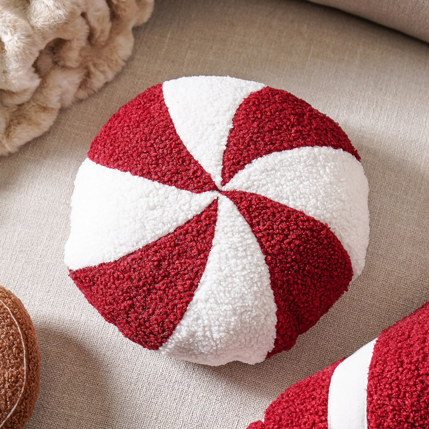 Round Peppermint Pillow