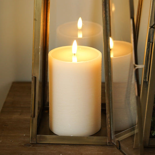 Textured Ivory Melting Effect Flameless Candle