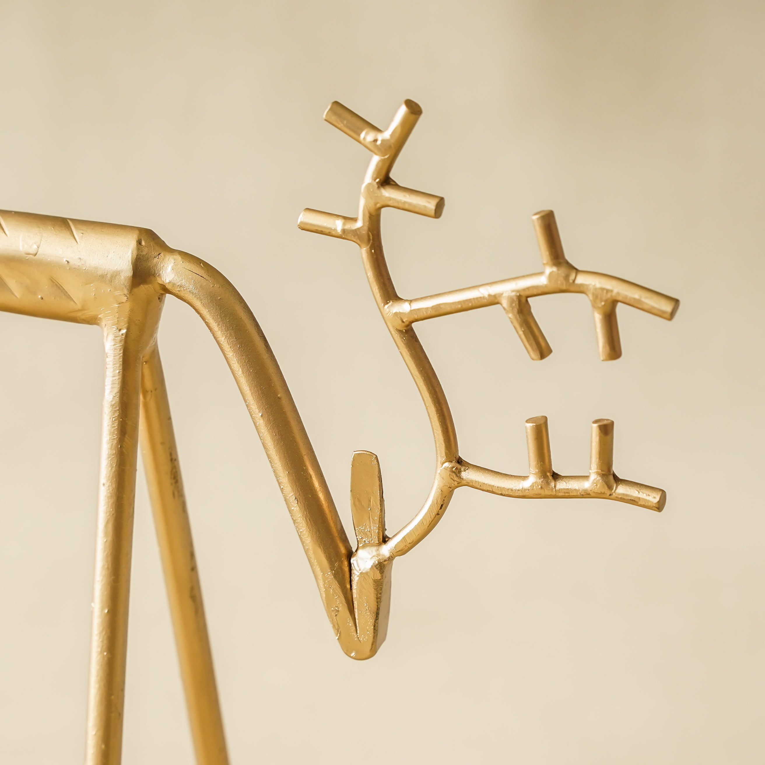 Gold Looking Down Deer Set | Sculptural Holiday Statues (Set of 2)