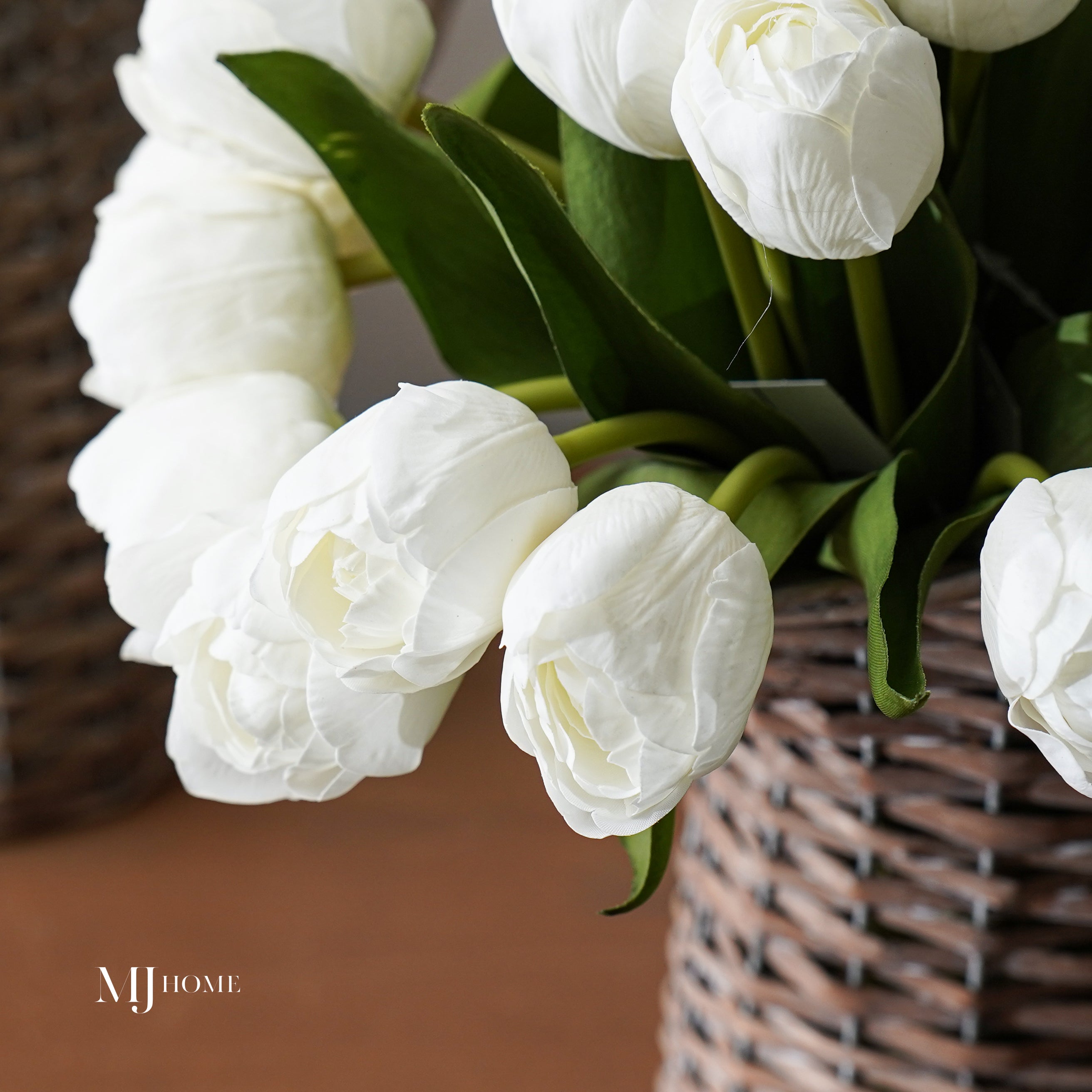 Real Touch Hybrid Tulip Bundle | White