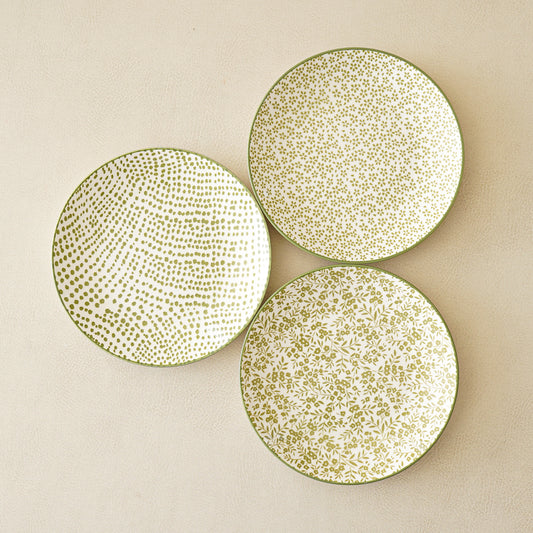 Green Patterned Plates