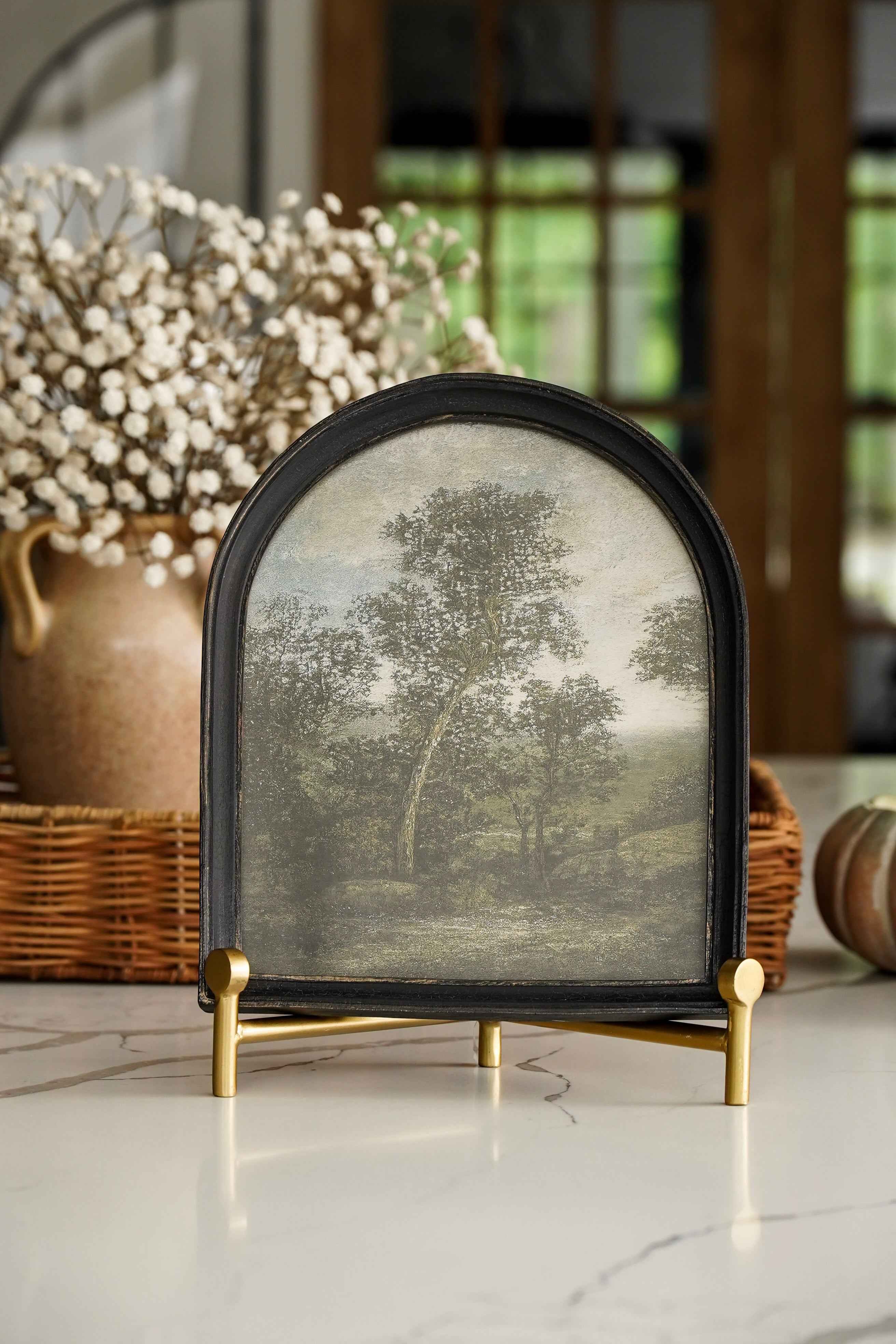 Black Arch Landscape Frame