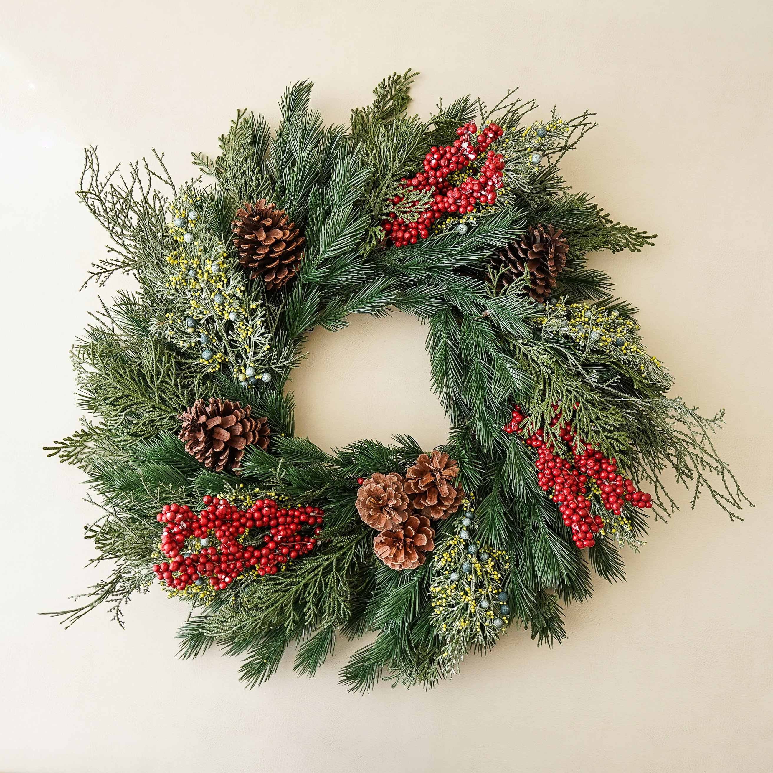 **SOLD AS IS** Mixed Green & Berry Wreath