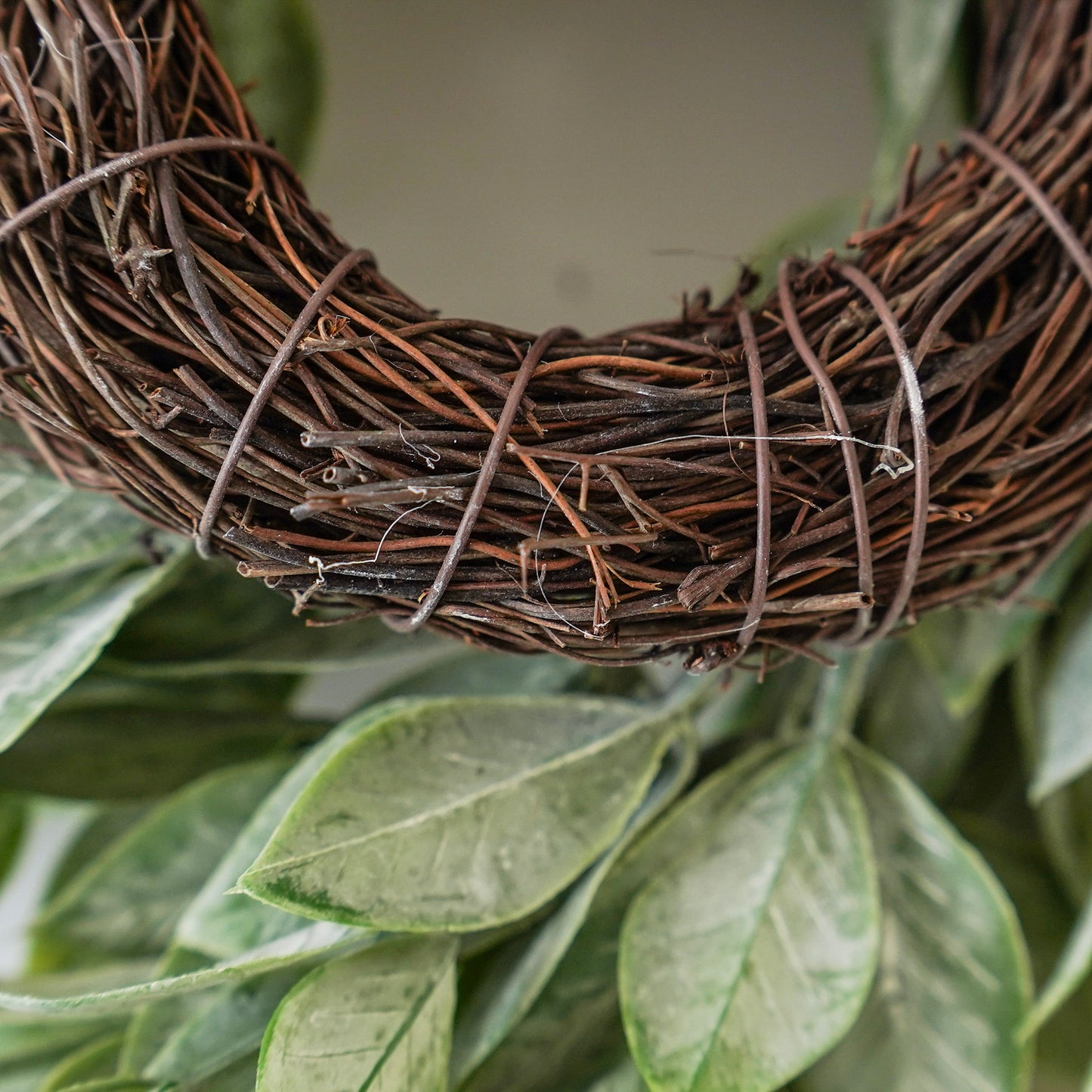 Mistwood Candle Ring | 10"