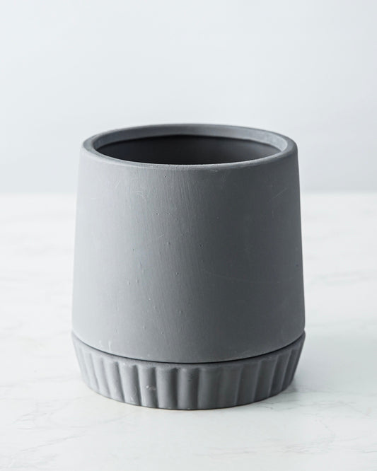 Everette Ceramic Pot with Saucer