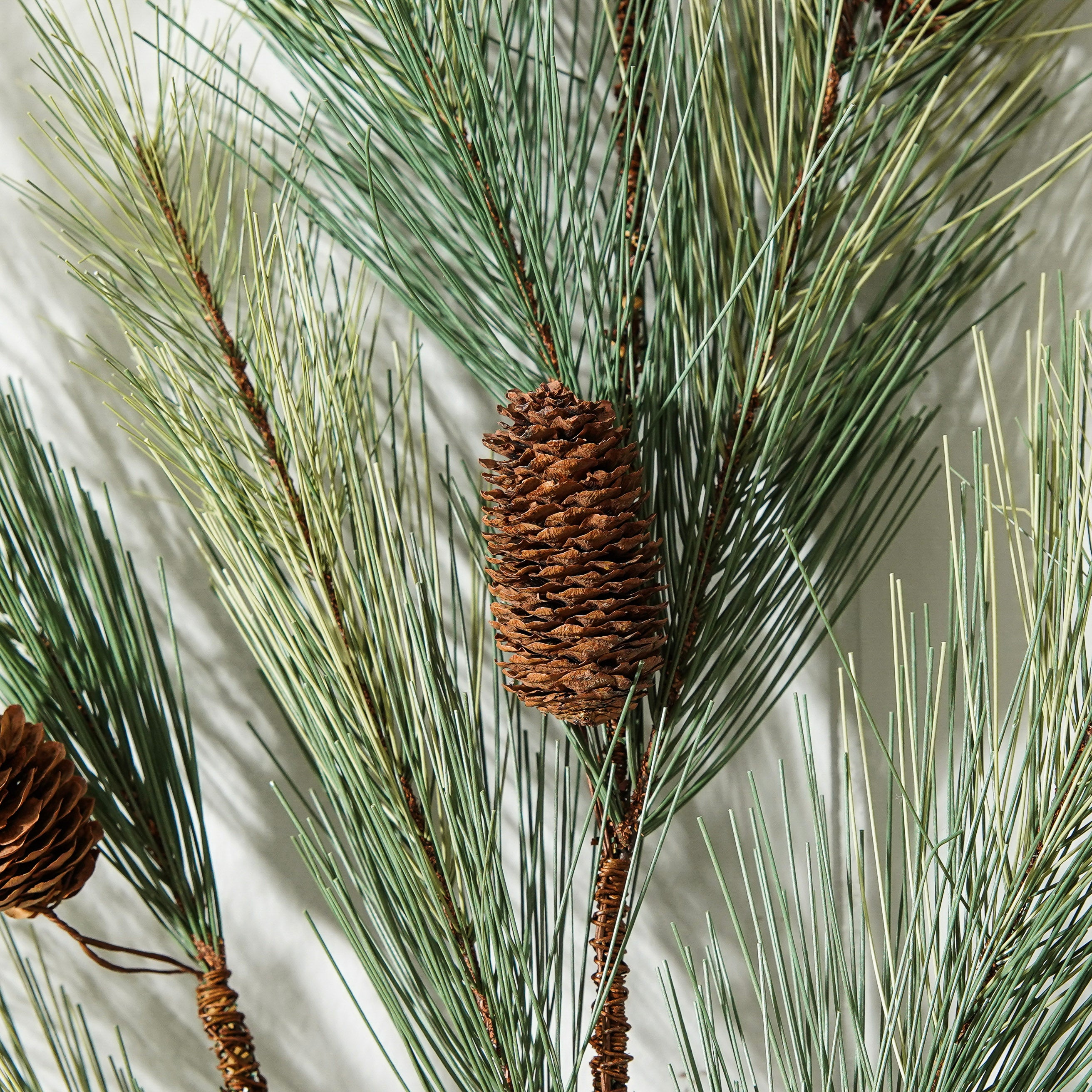 Realistic Pine Needle Spray