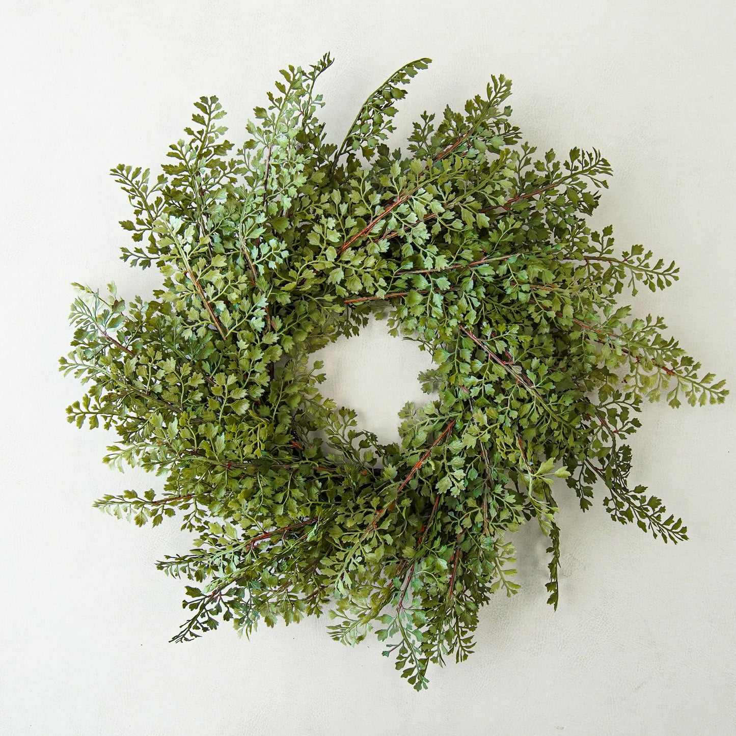 Amara Fern Candle Ring | 18"