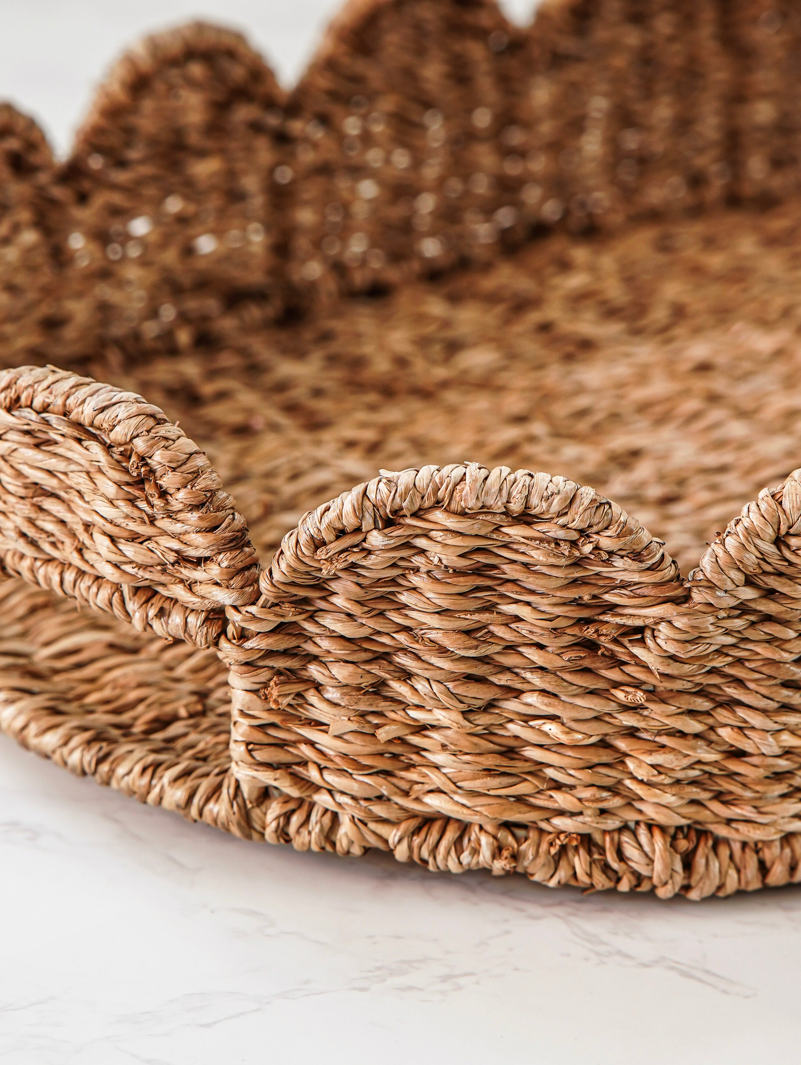 Scalloped Woven Tray