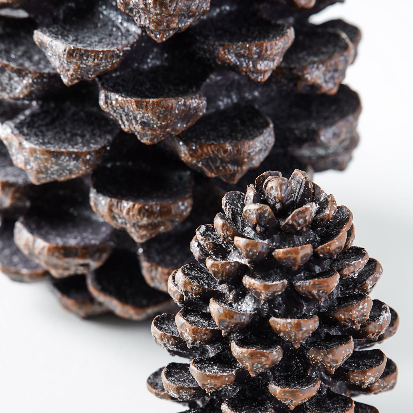 Resin Decorative Pinecone