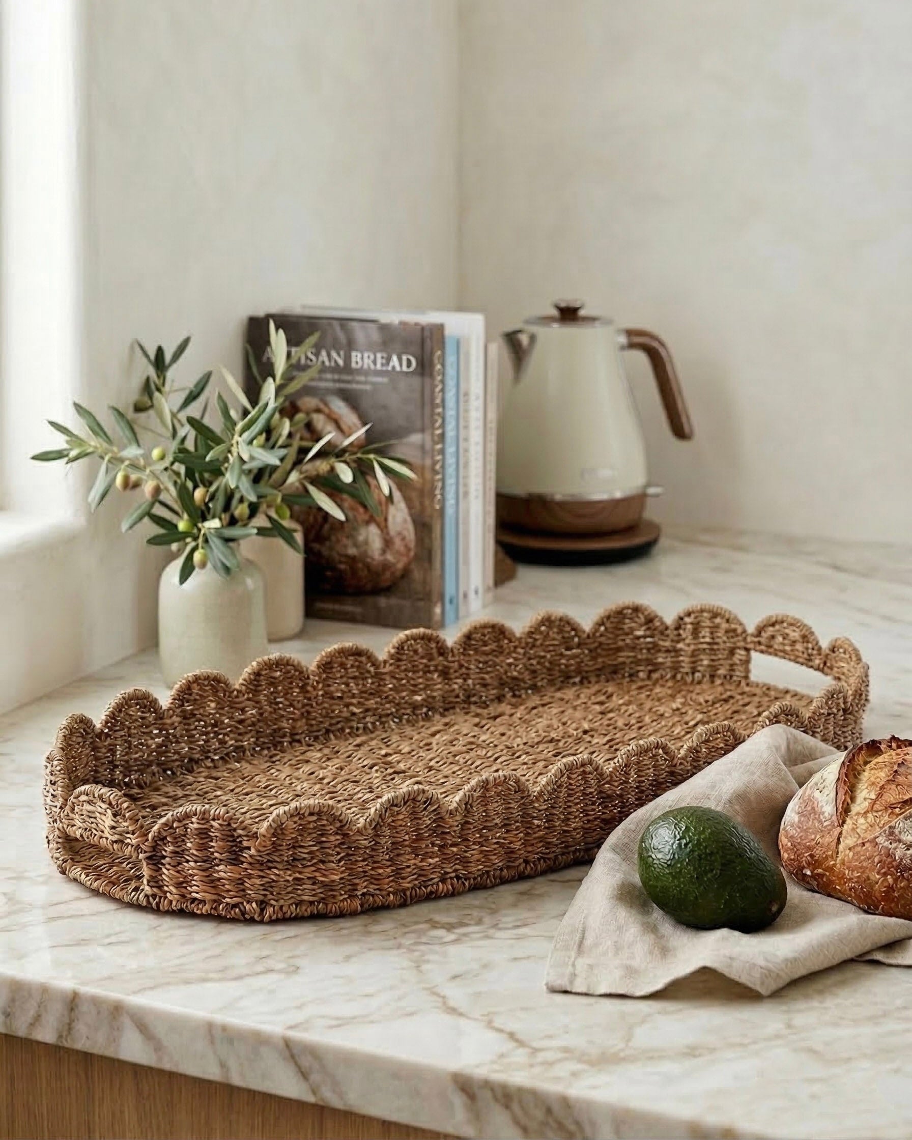 Scalloped Woven Tray
