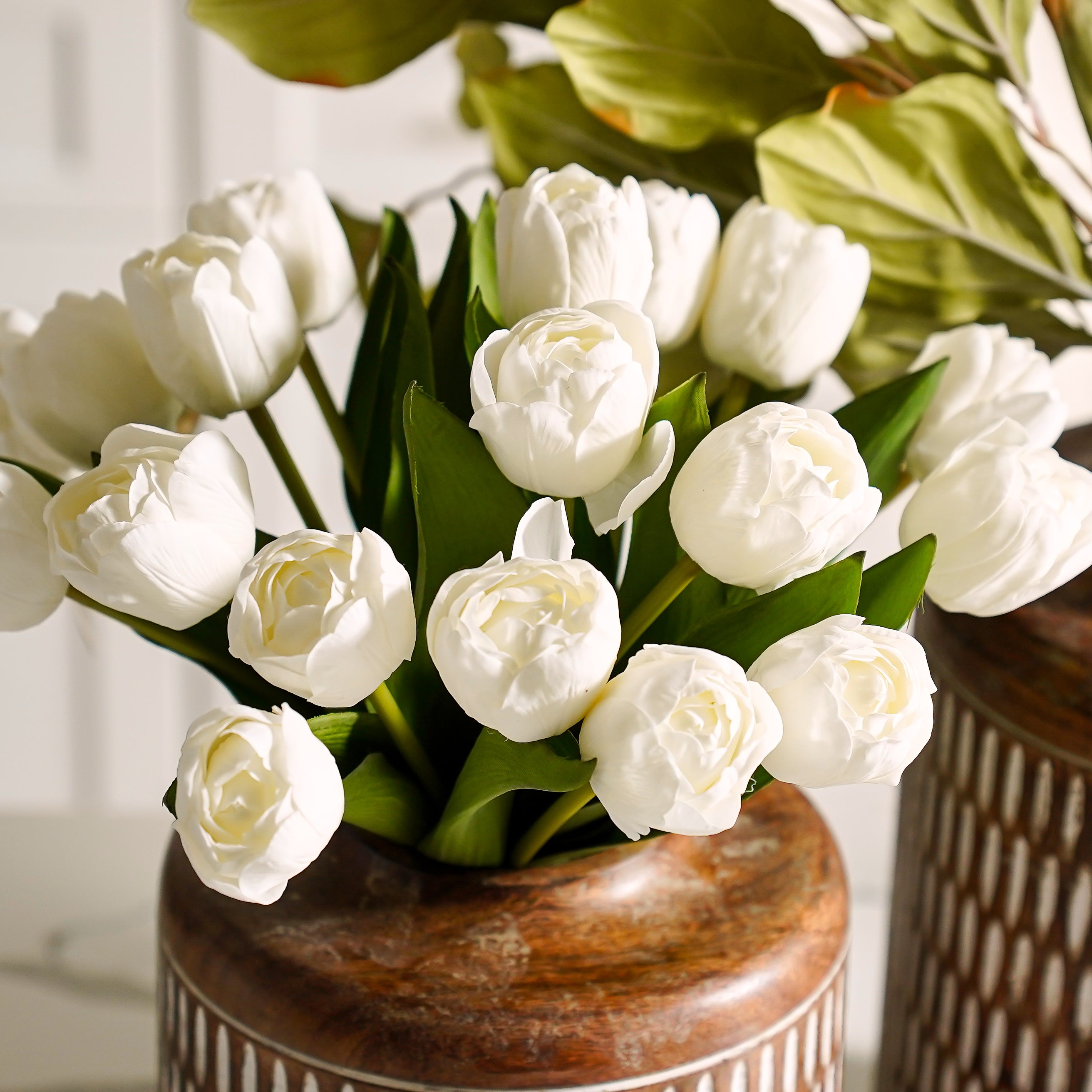 Real Touch Hybrid Tulip Bundle | White
