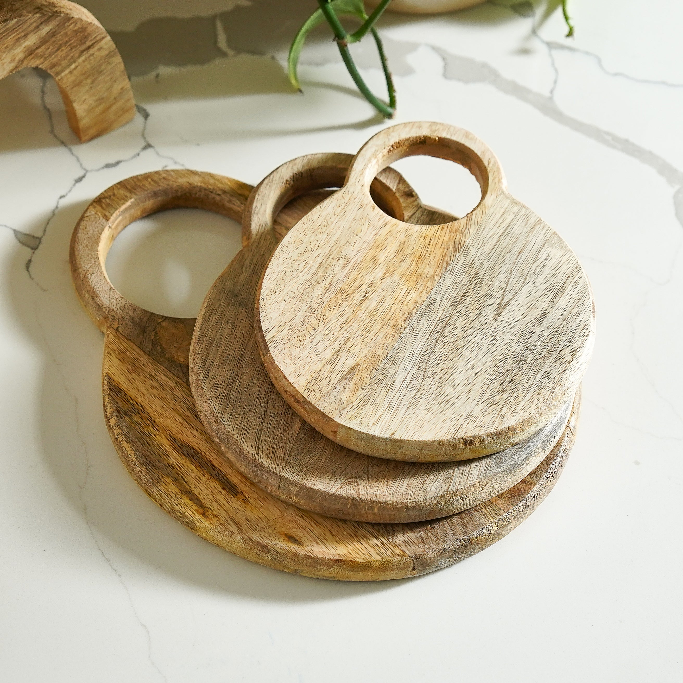 Cheese/Cutting Board Set with Stand