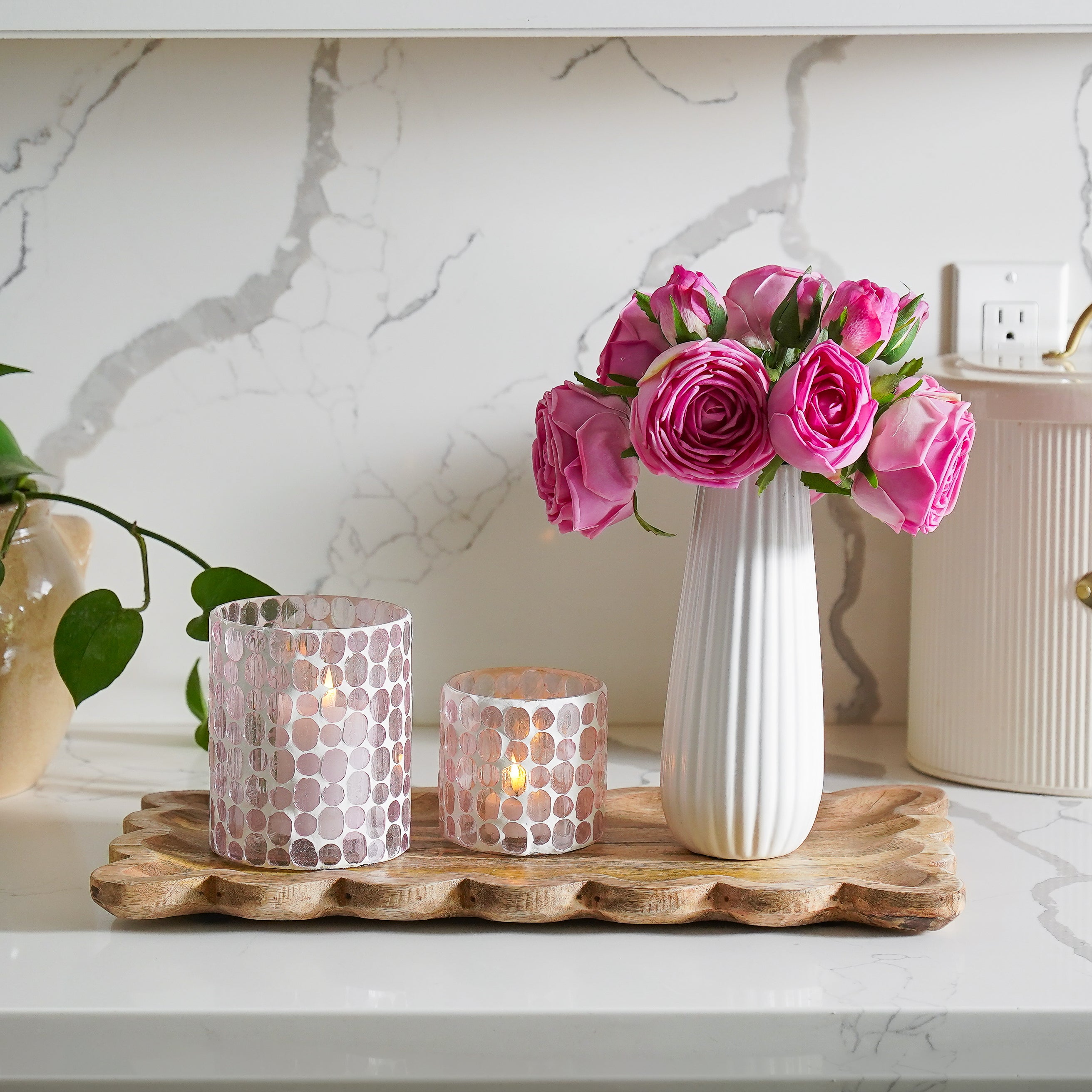 Careen Scalloped Wood Tray