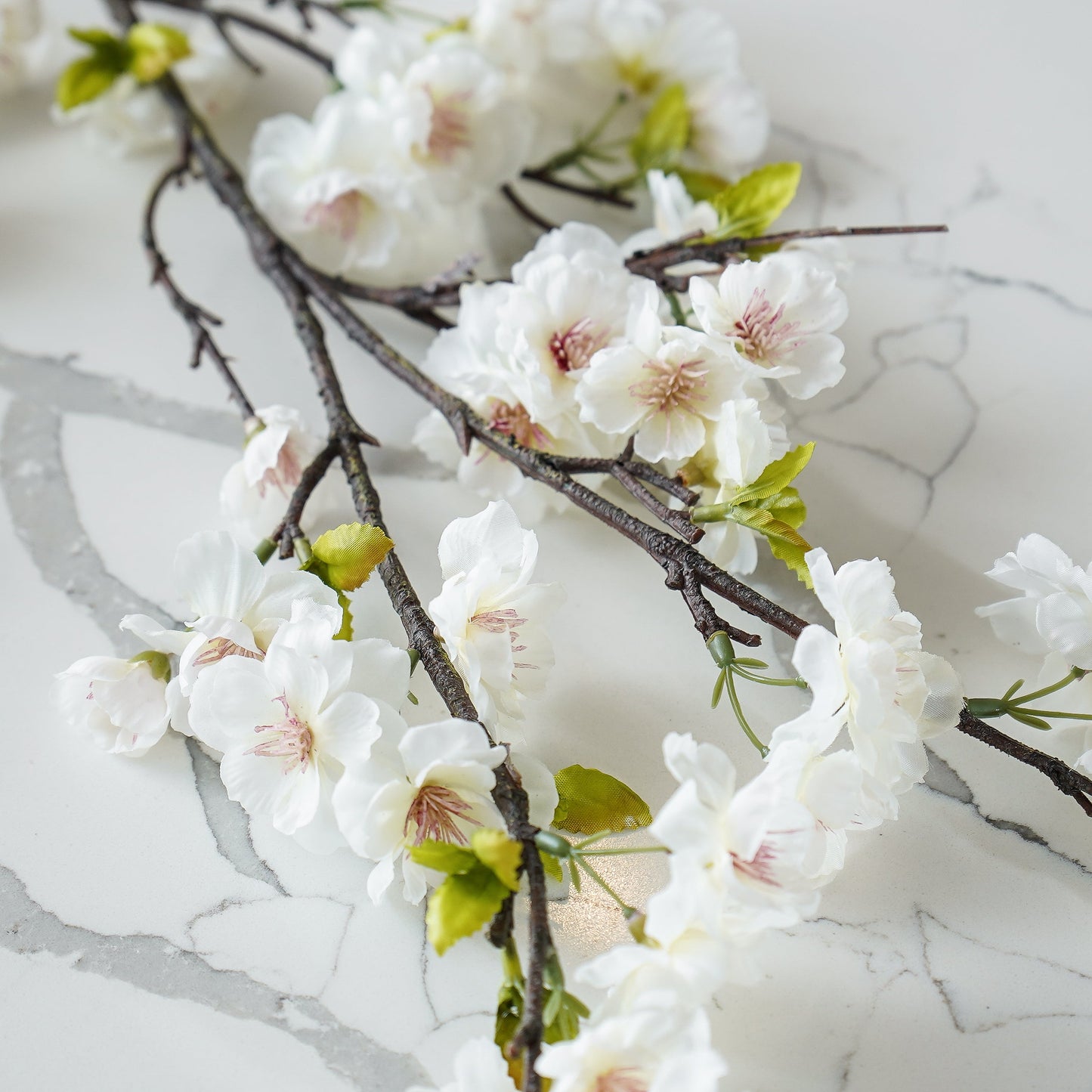 Styled Look: White Blossom Heirloom