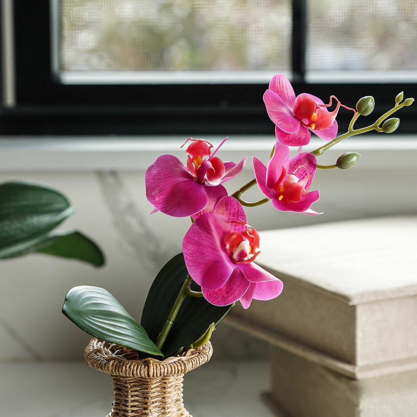 Real Touch Orchid Pick | Fuchsia