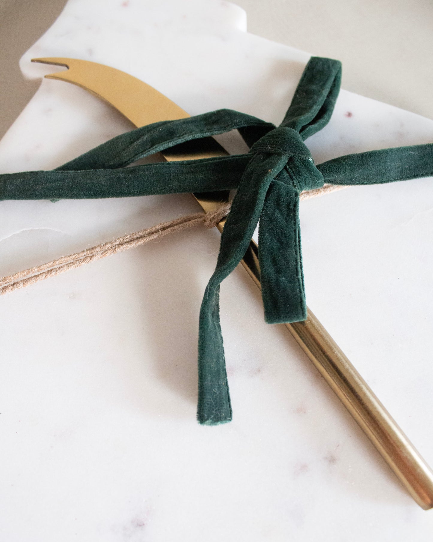 Marble Tree Cheese Board Gift Set