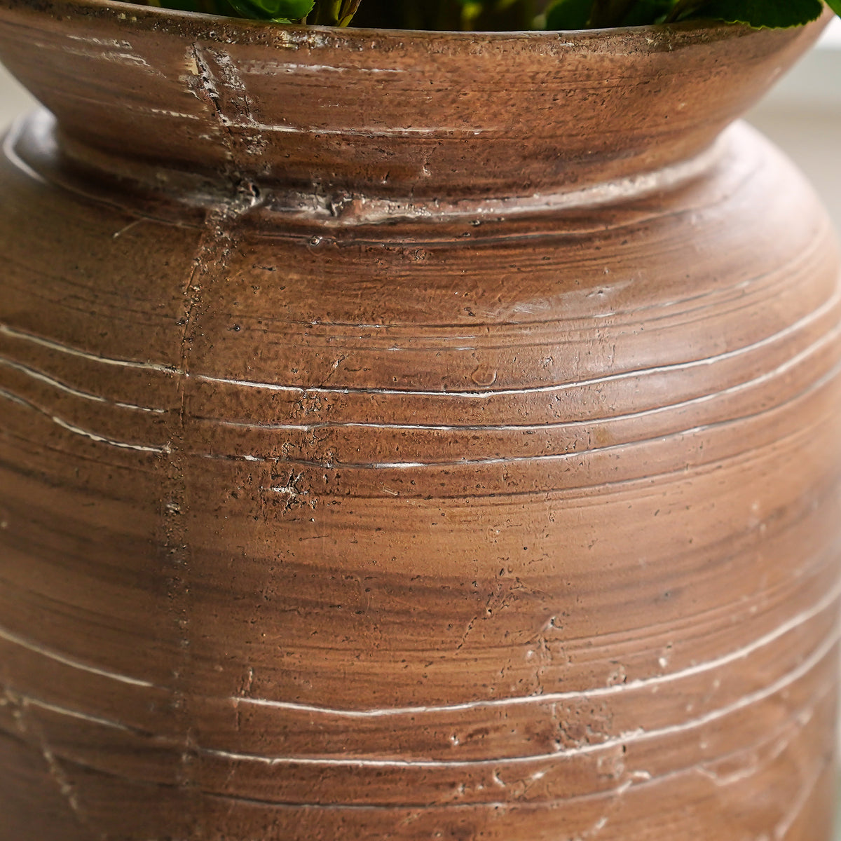 Dexter Line Pattern Pot | SPRING BACKORDER