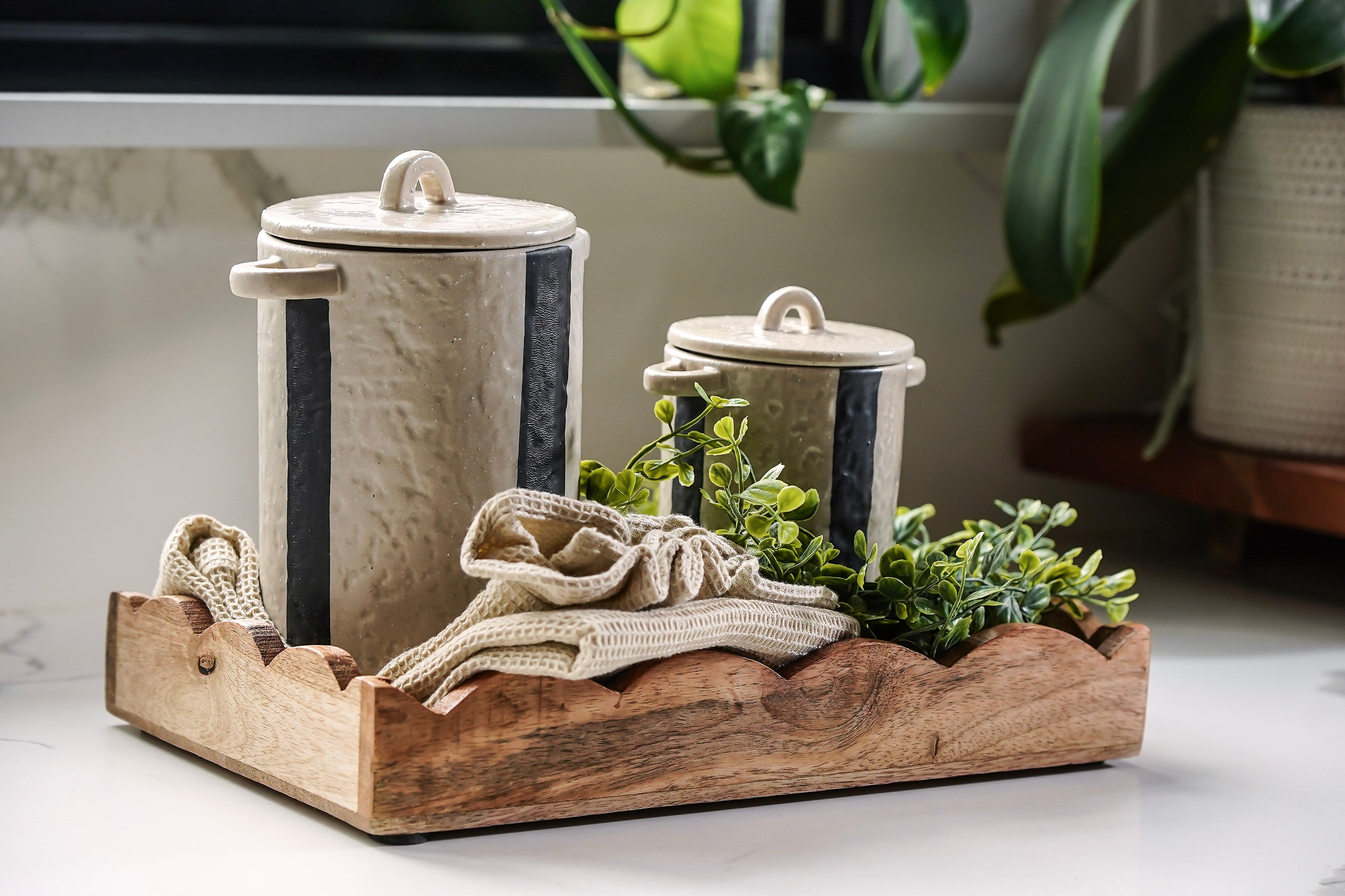 Mango Wood Scalloped Tray