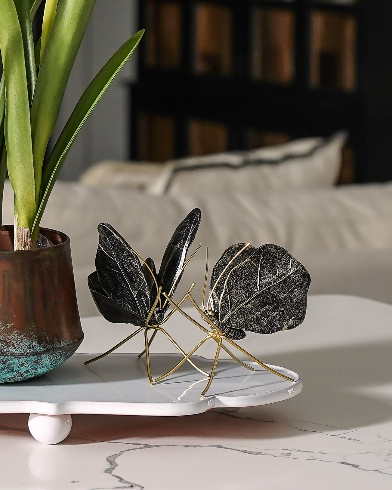 Leaf Wing Butterfly Set | Black & Gold