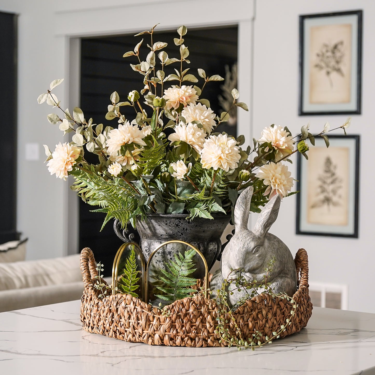 Opal & Ivy Rabbit Decor