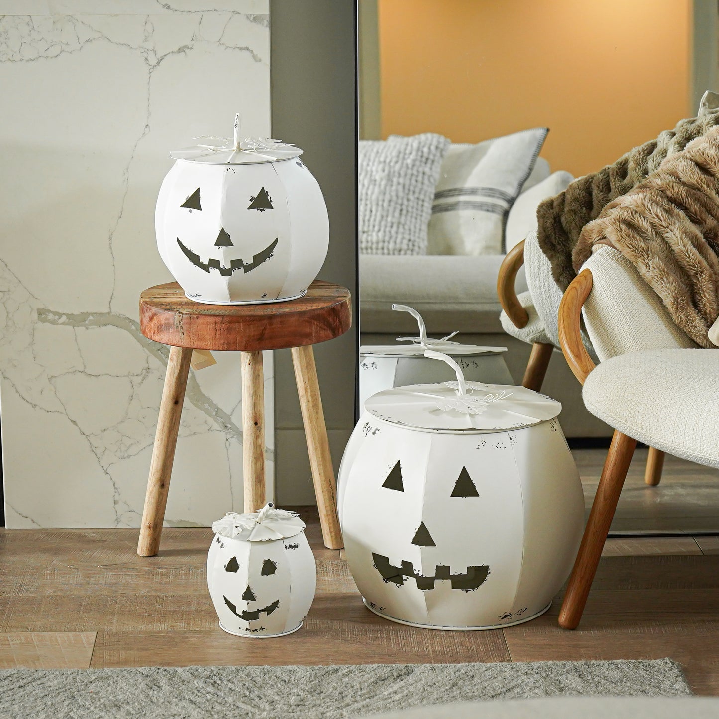 White Jack O' Lantern with Lid