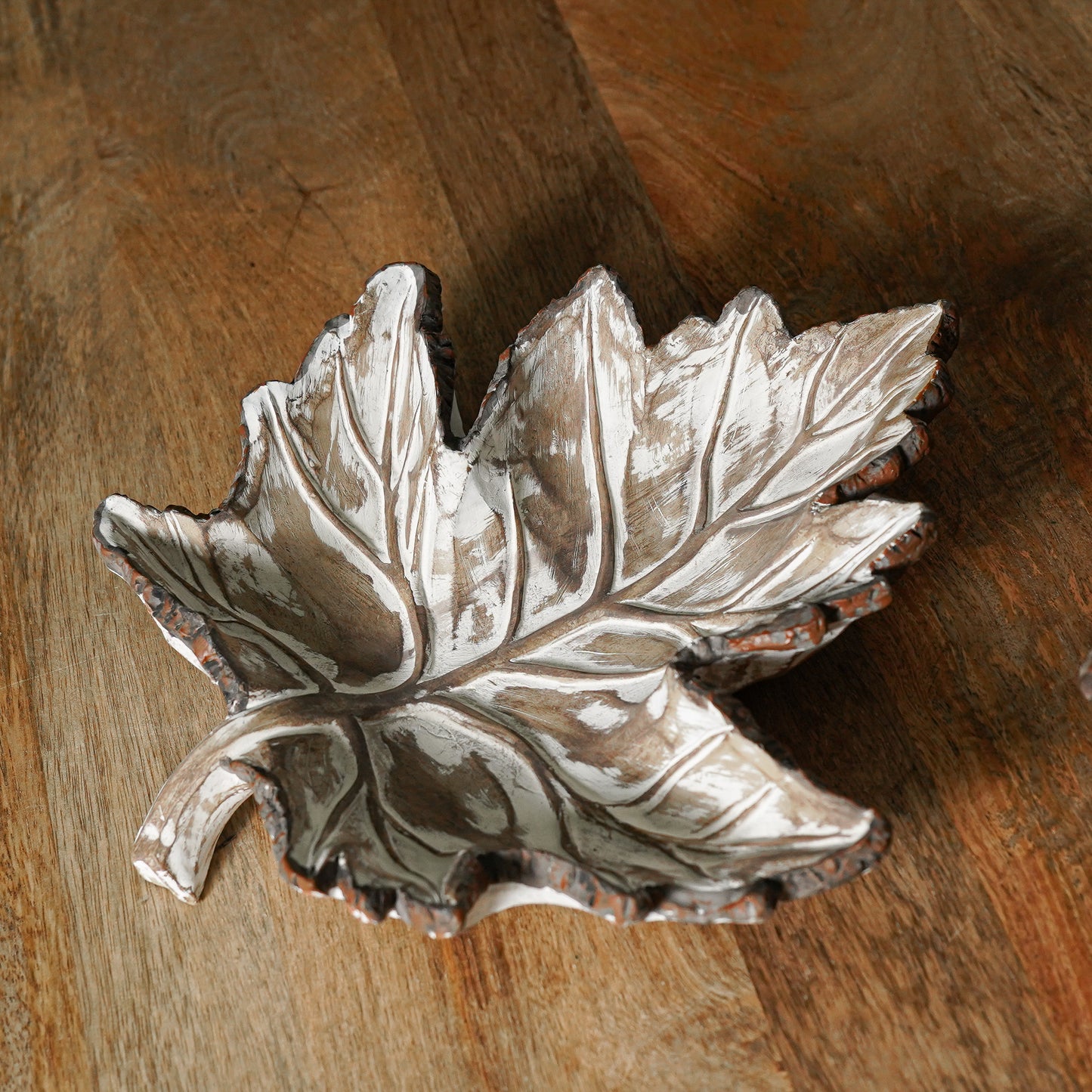 Whitewashed Leaf Tray