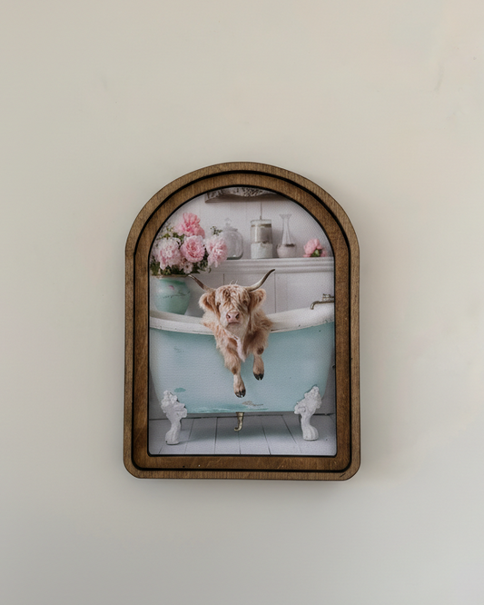 Highland in Bathtub Arched Frame