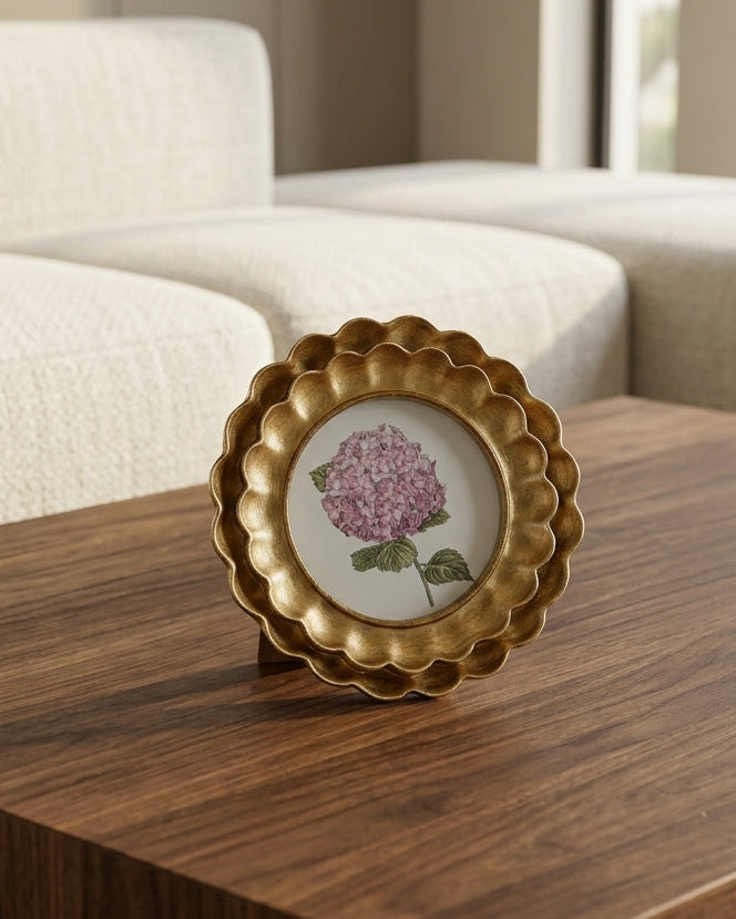 Round Bronze Scallop Frame